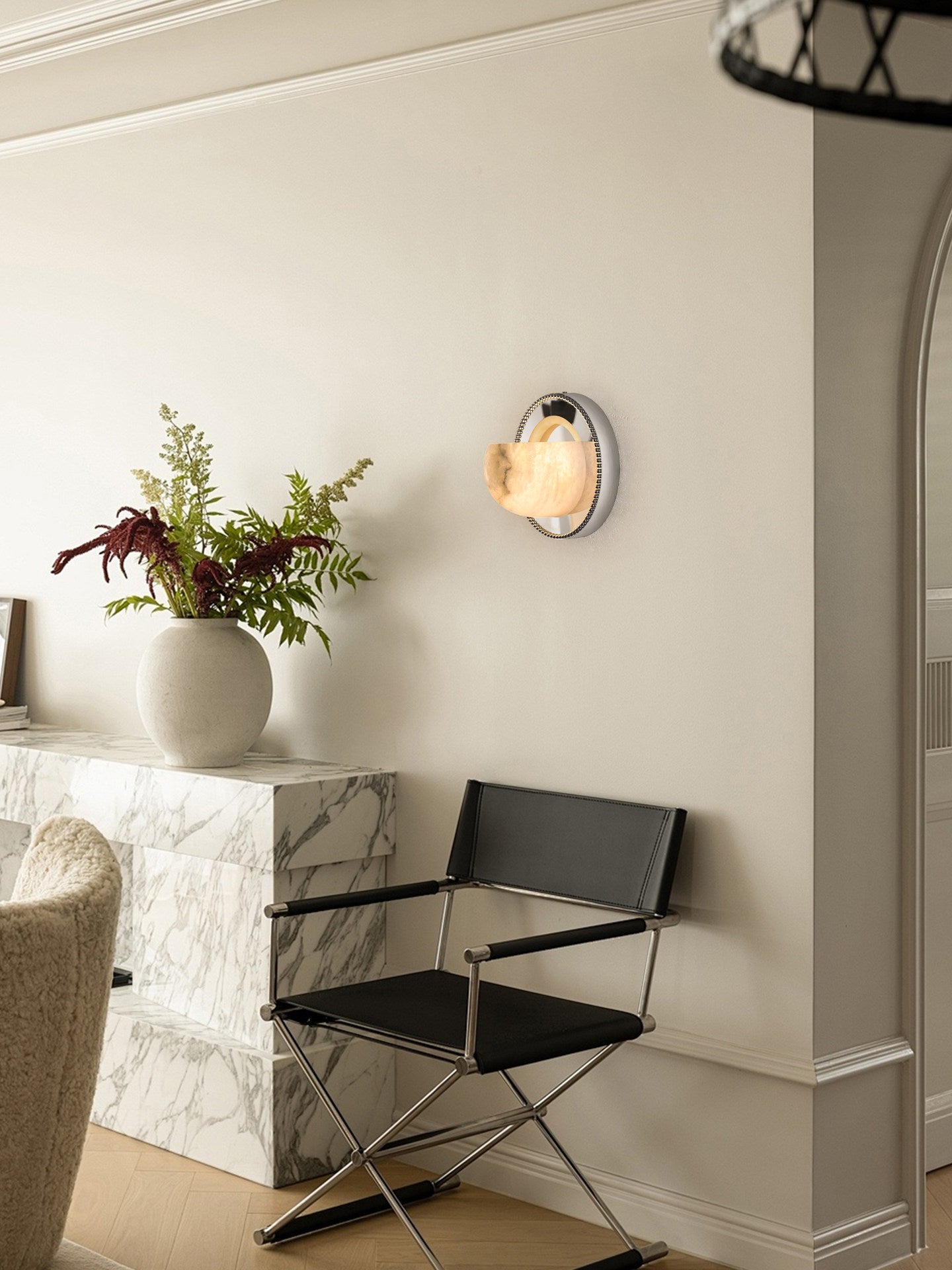 Настінний світильник Orbit Pearl Alabaster