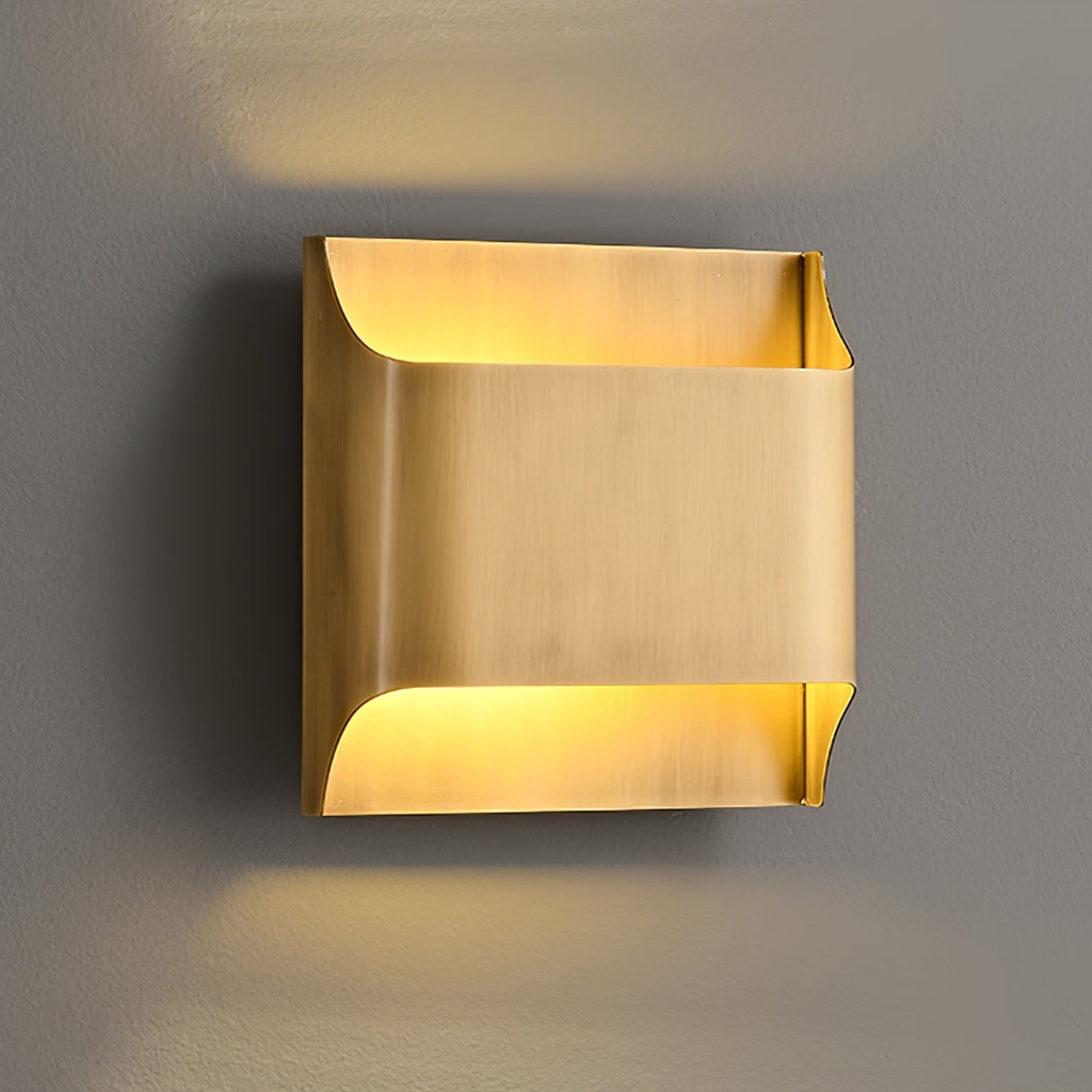 Настінний світильник Leclerc Brass