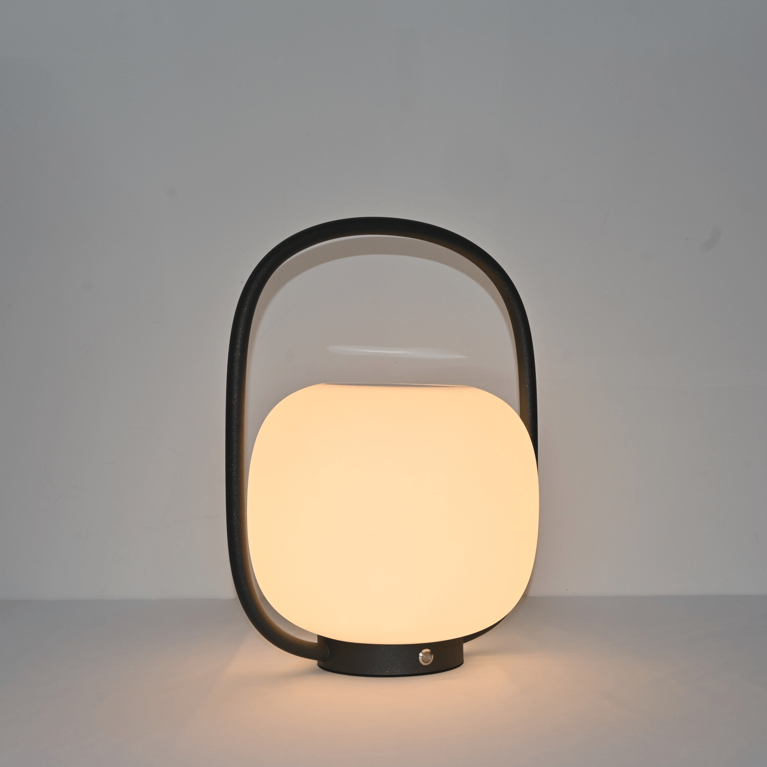 Вуличний ліхтар Lunava Lantern