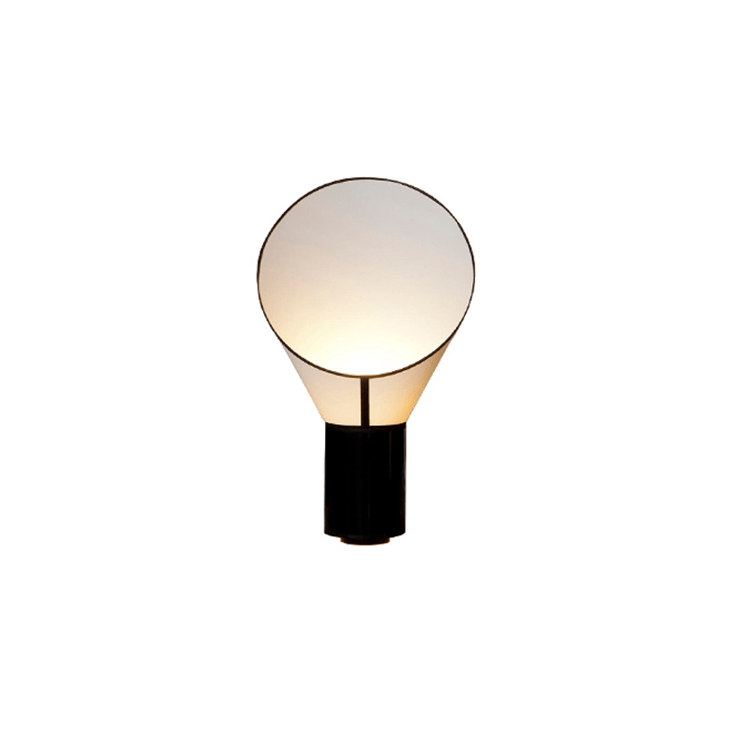 Artful Outline Table Lamp - Vakkerlight