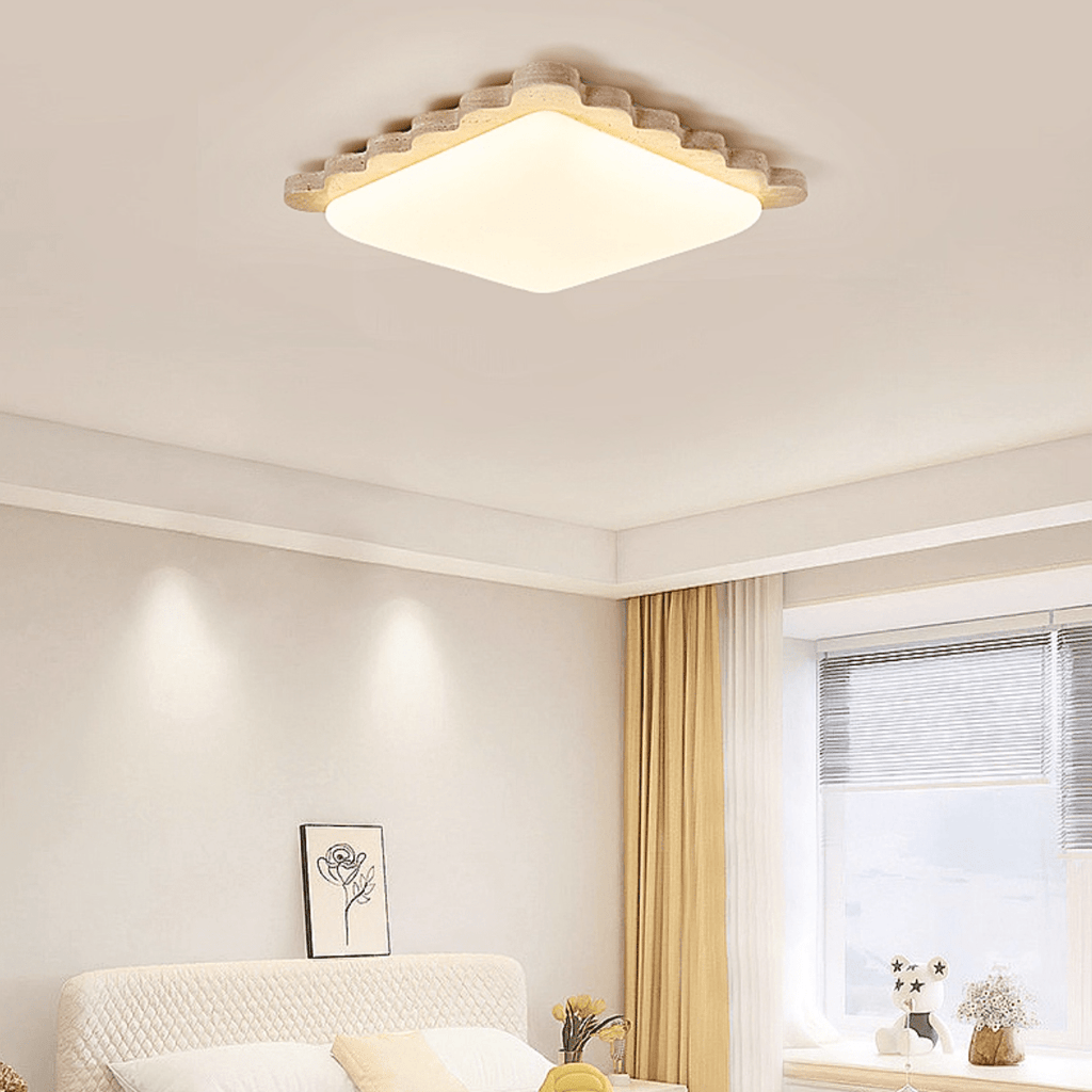 Потолочный светильник из травертина Scallop Edge