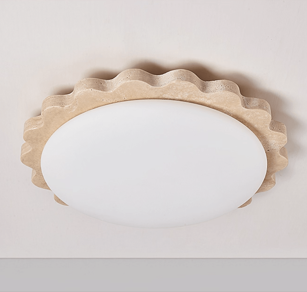 Потолочный светильник из травертина Scallop Edge