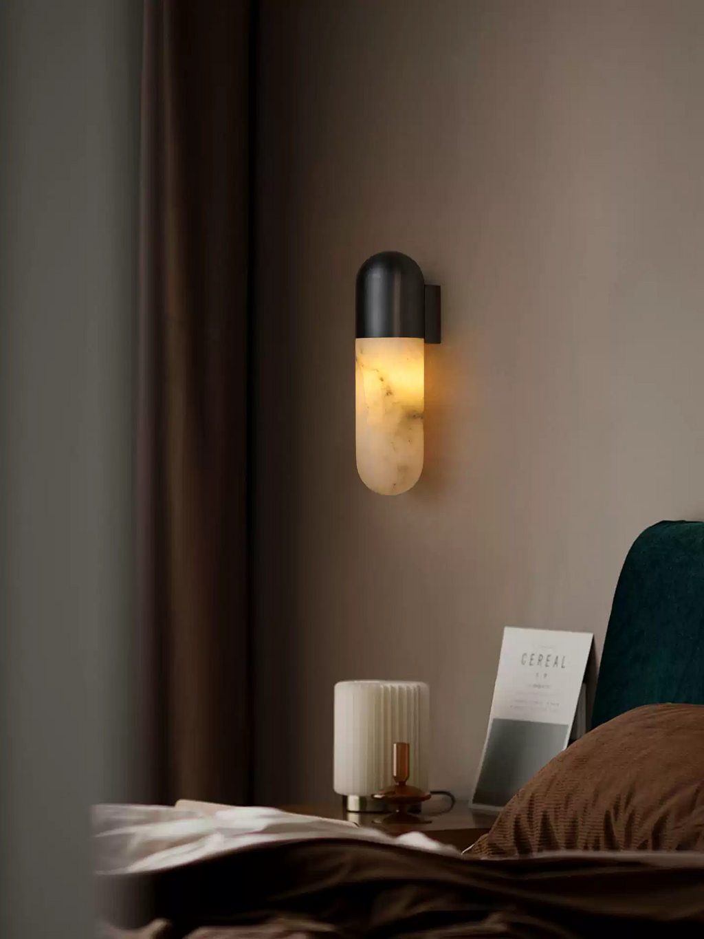 Капсульний світильник Alabaster Sconce