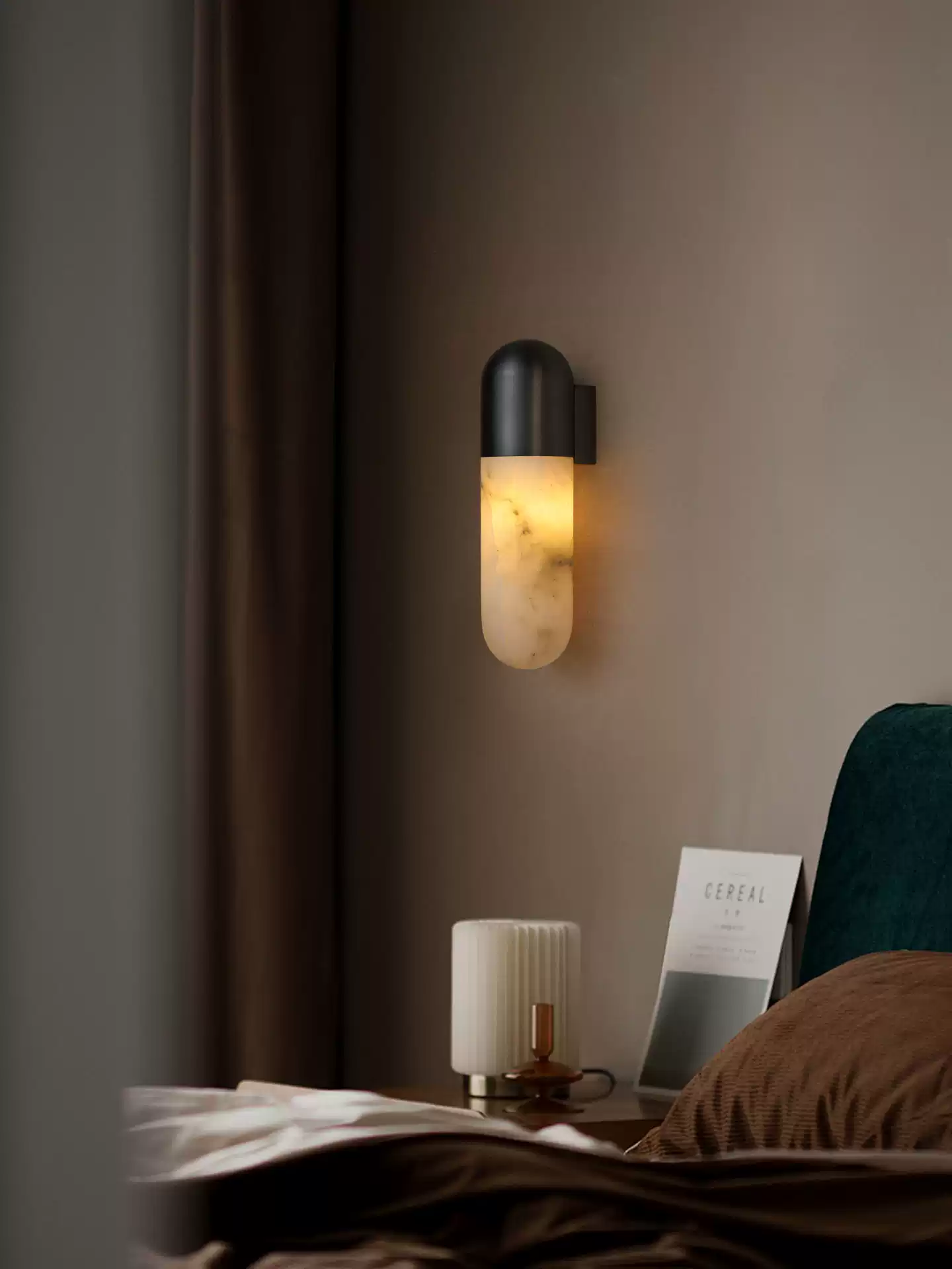 Капсульний світильник Alabaster Sconce