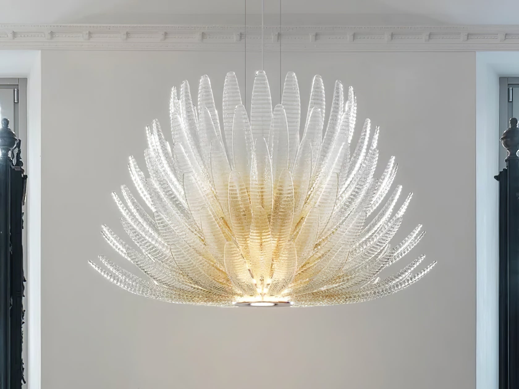 Кришталева люстра Aurelia Glass Petal