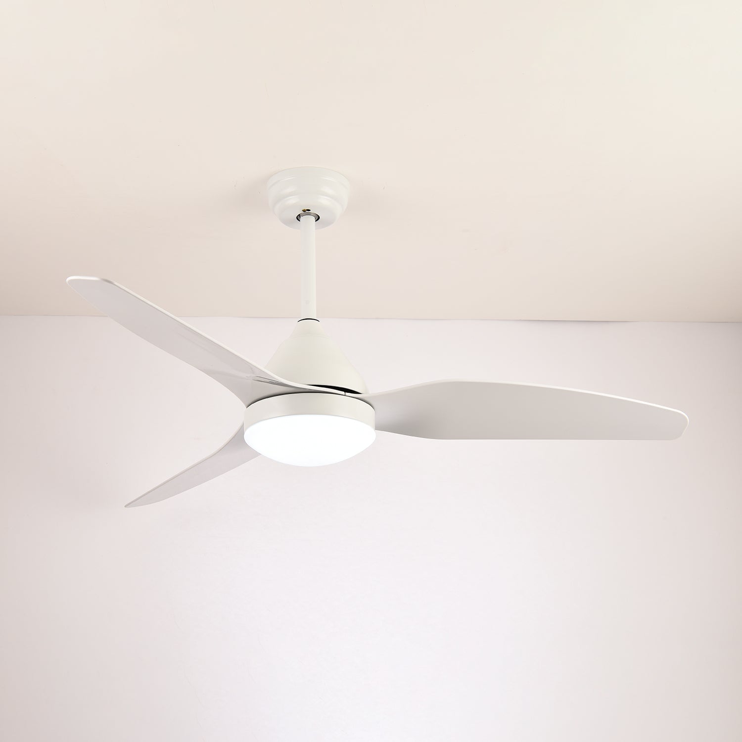 Стельовий вентилятор Aeris Whisper Light