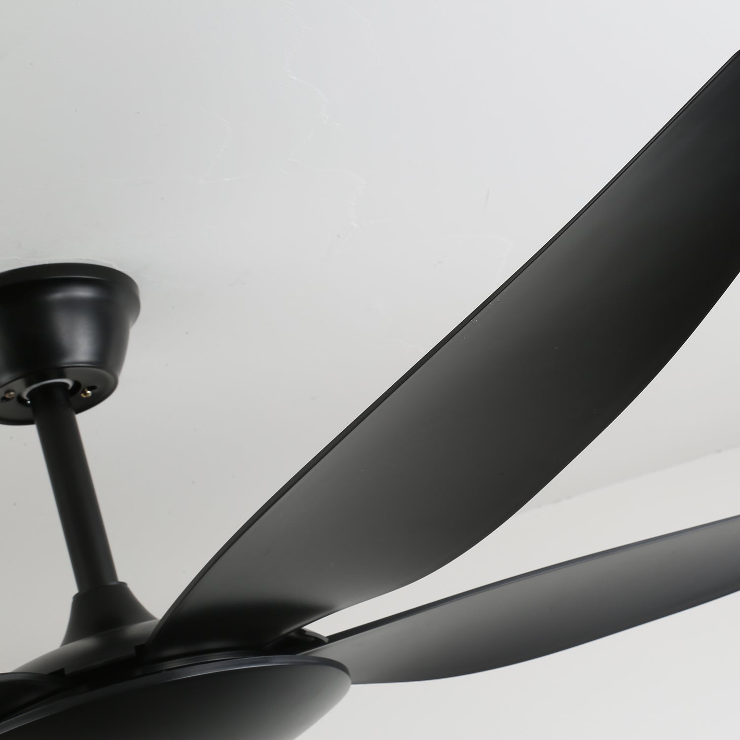 Потолочний вентилятор Aeron Noir