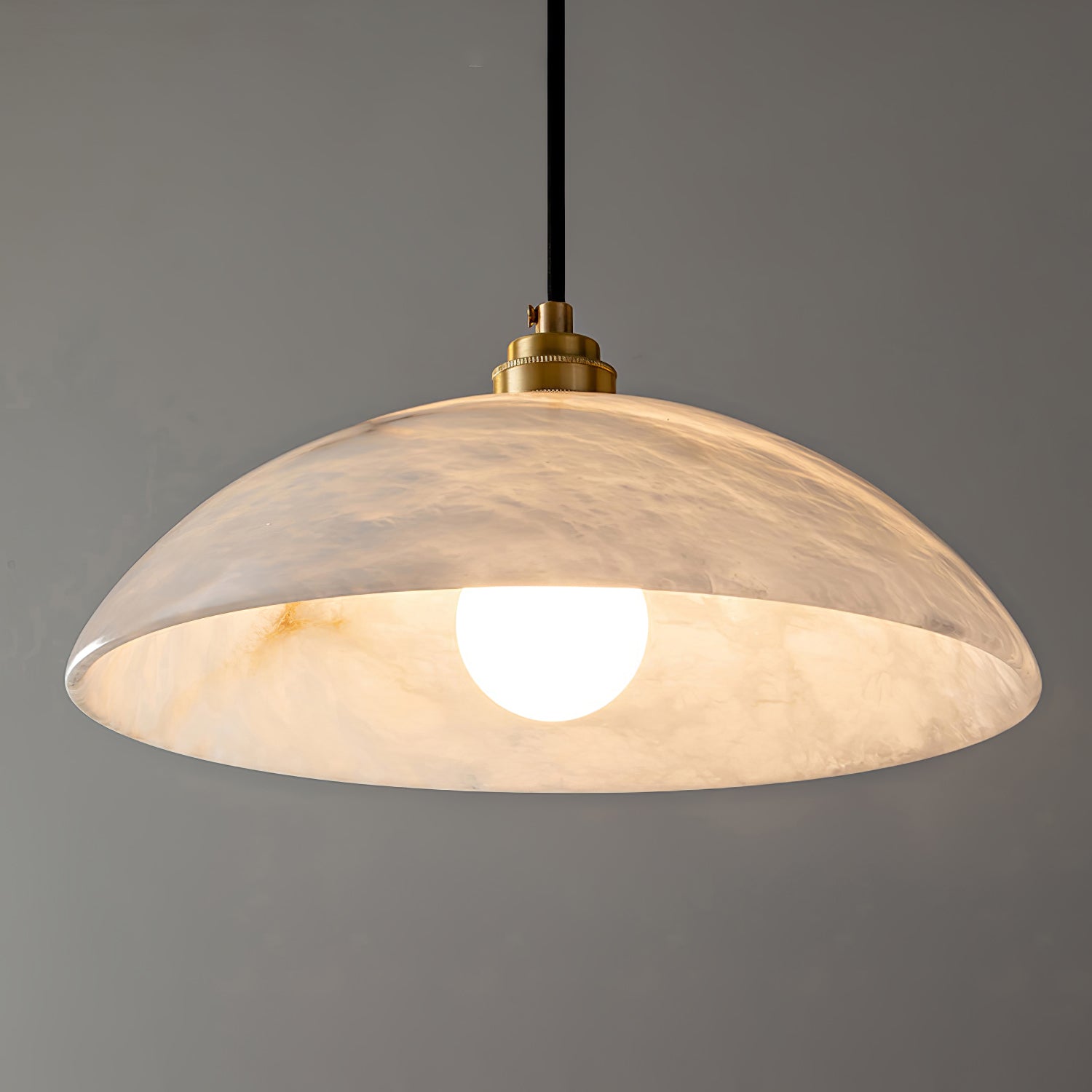 Підвісний світильник Alabaster Dome