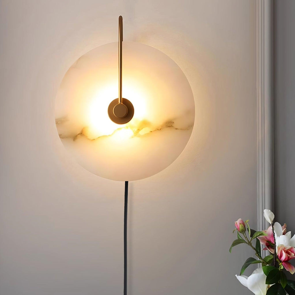 Настінний світильник Alabaster LED, що вмикається в розетку