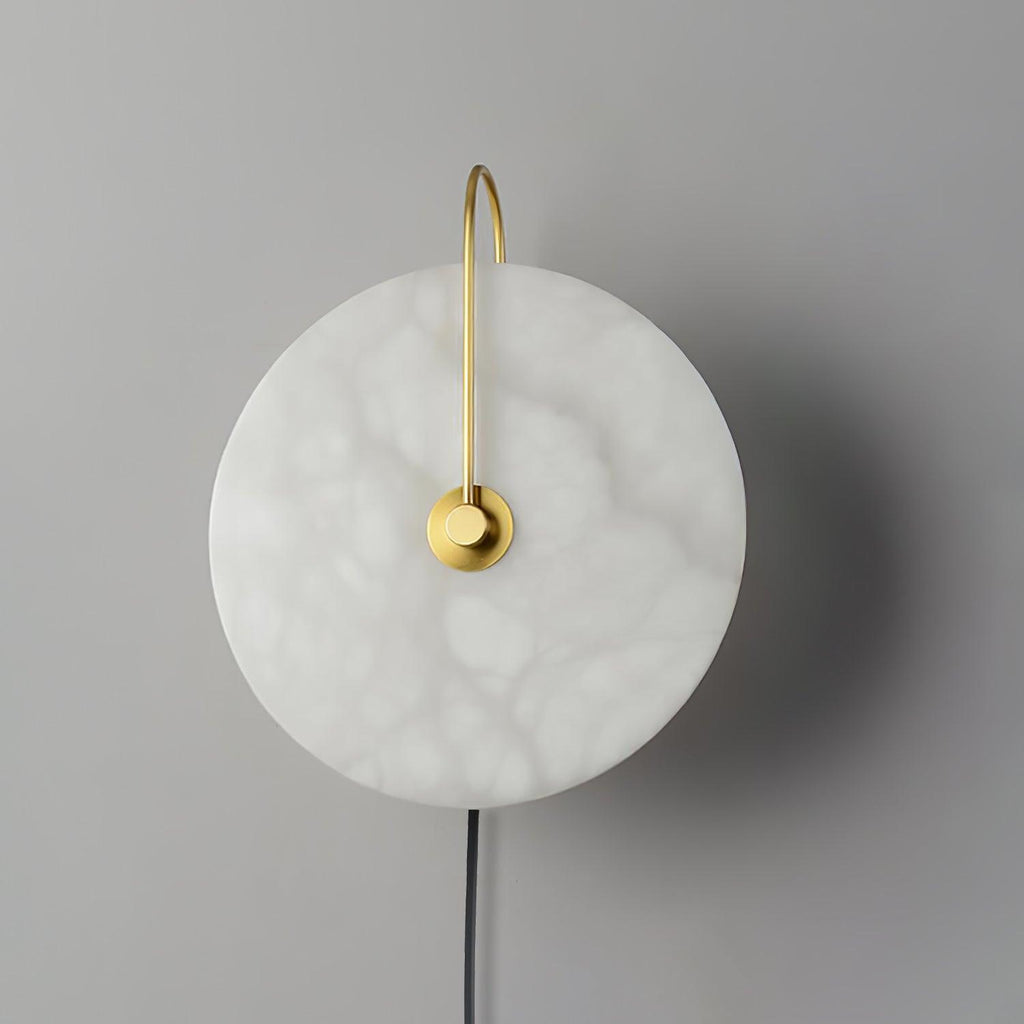 Настінний світильник Alabaster LED, що вмикається в розетку