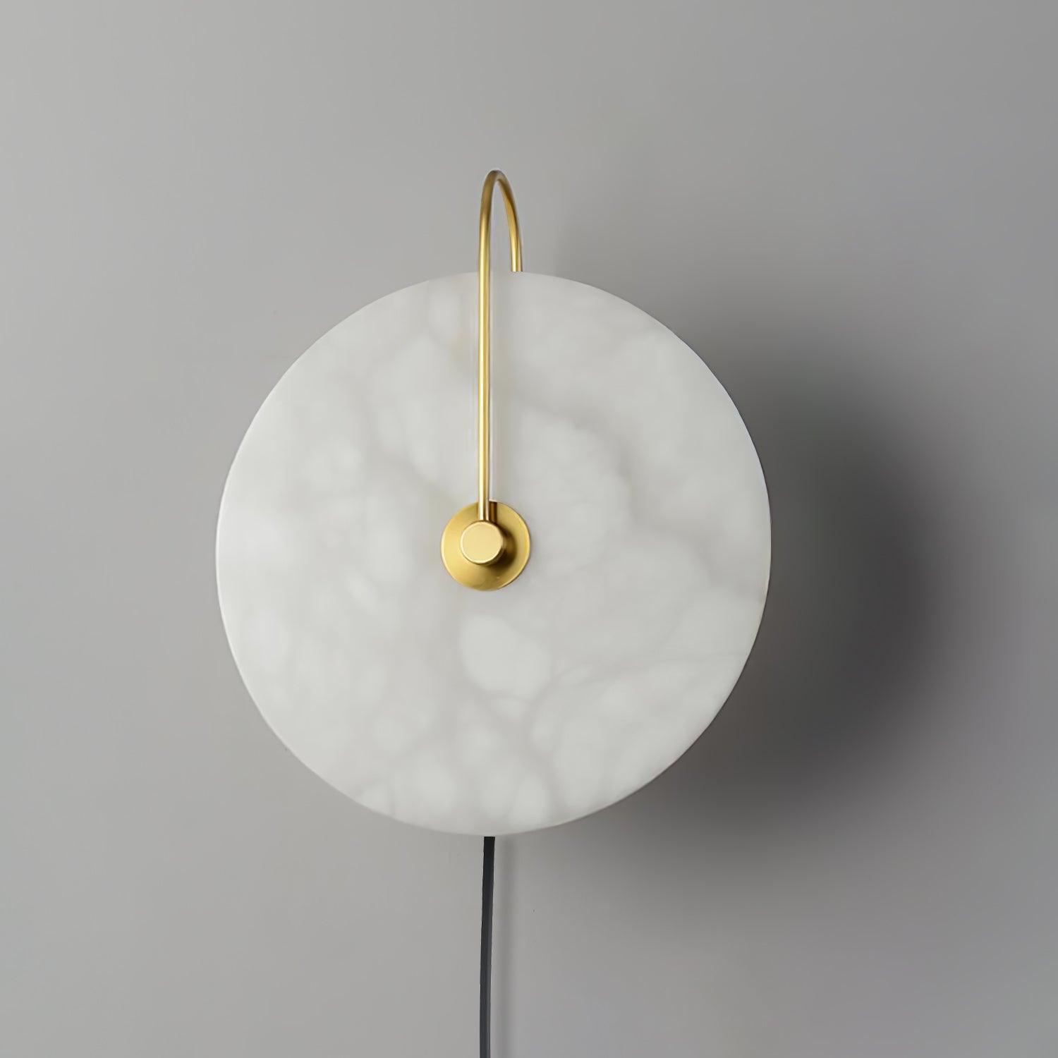 Настінний світильник Alabaster LED, що вмикається в розетку