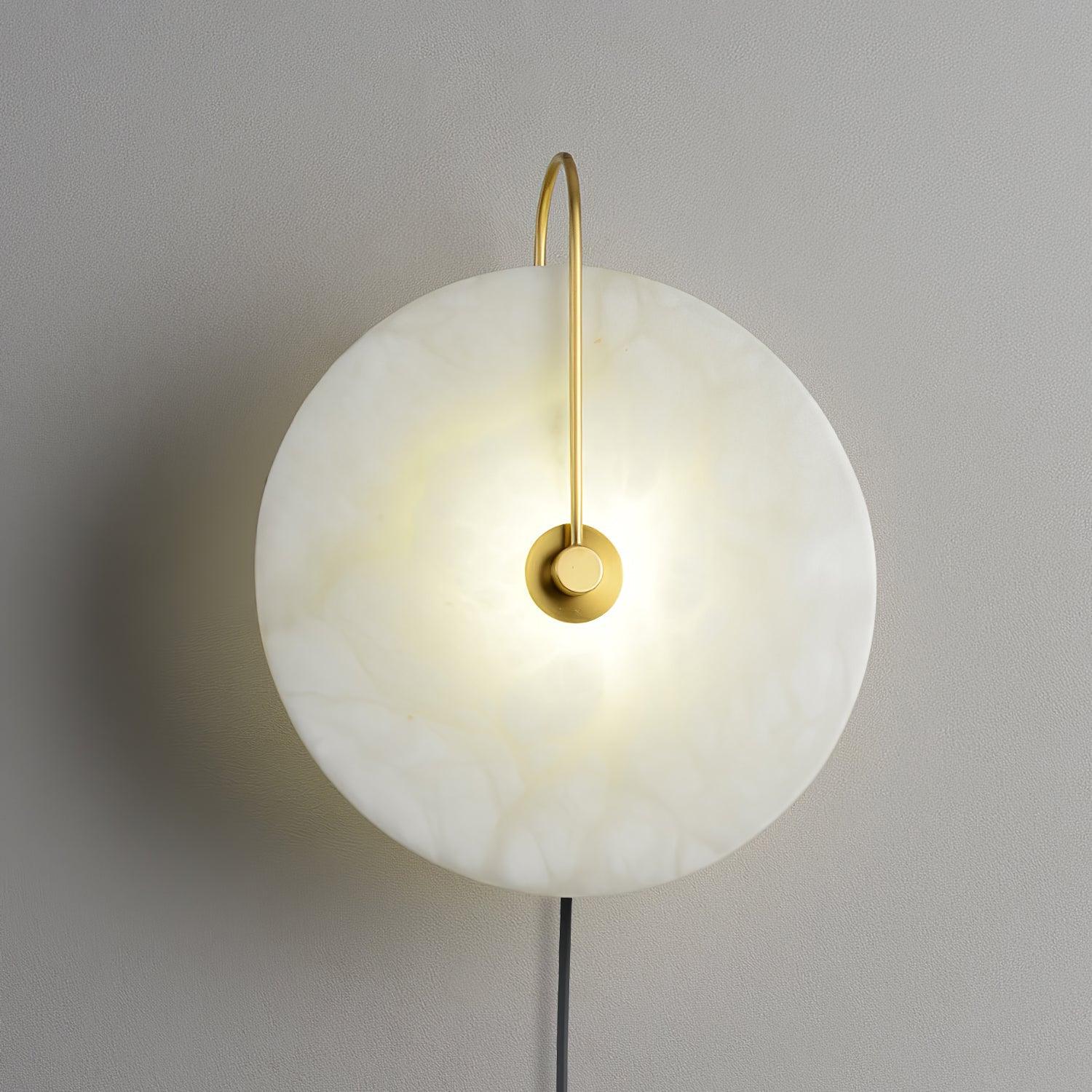 Настінний світильник Alabaster LED, що вмикається в розетку