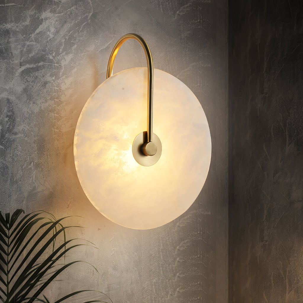 Настінний світильник Alabaster LED, що вмикається в розетку