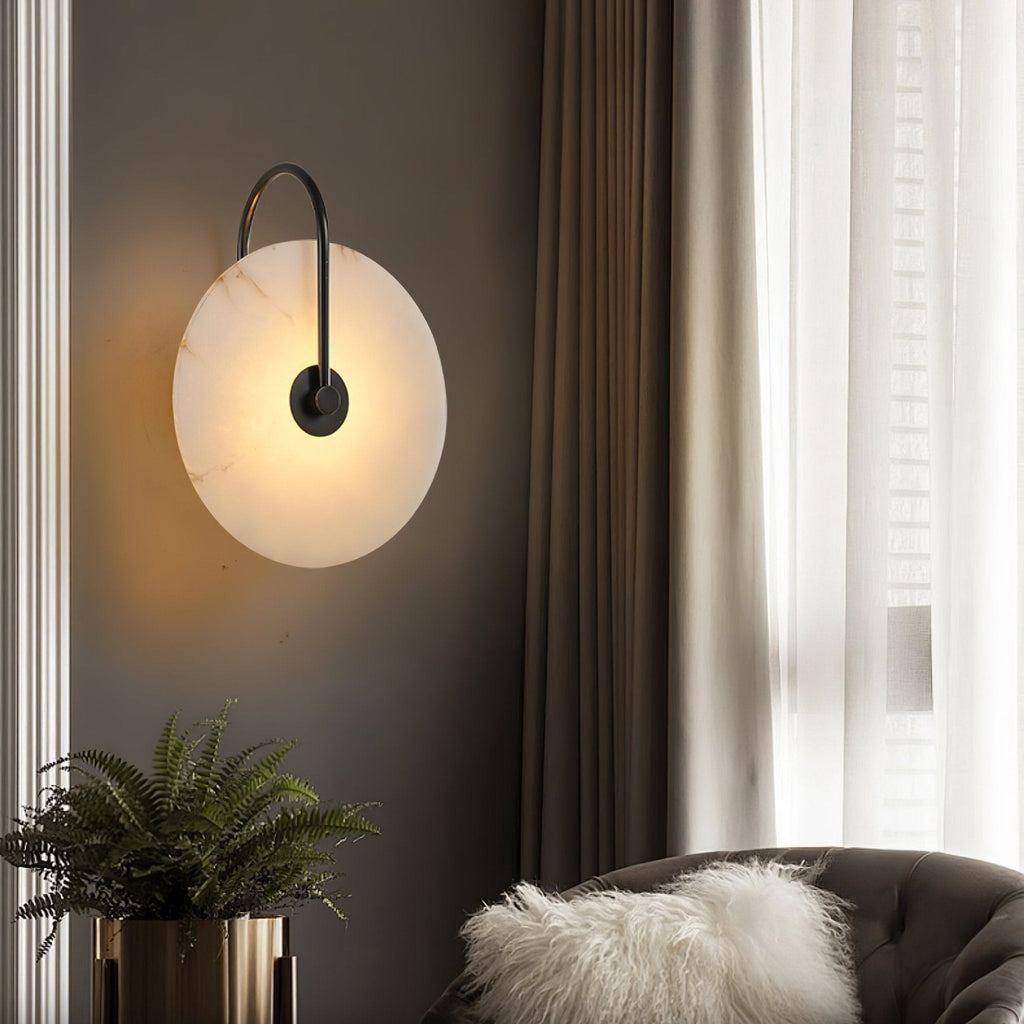 Настінний світильник Alabaster LED, що вмикається в розетку