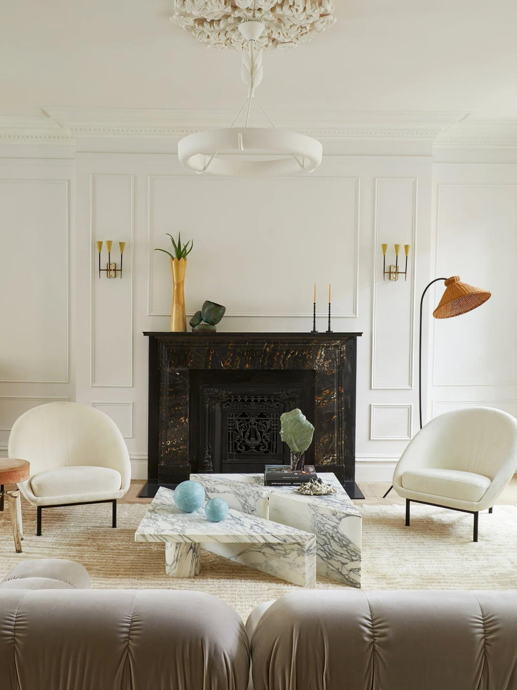Потолочная люстра Tinsley Plaster
