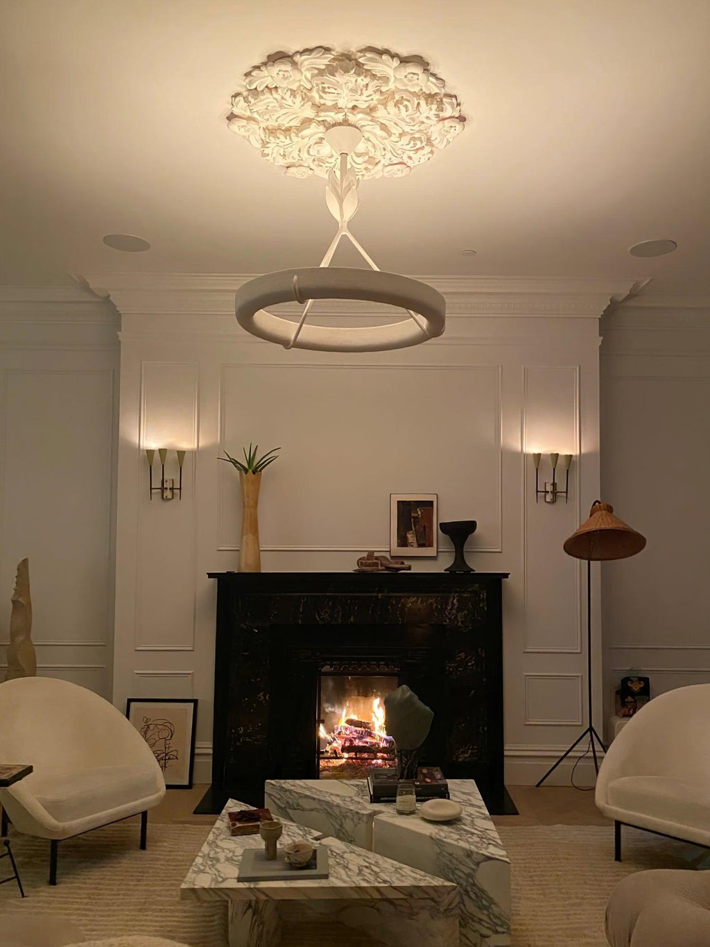 Потолочная люстра Tinsley Plaster