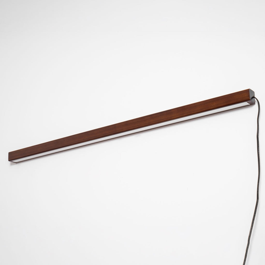 Настінний світильник Arlo Linear Wood Plug-in
