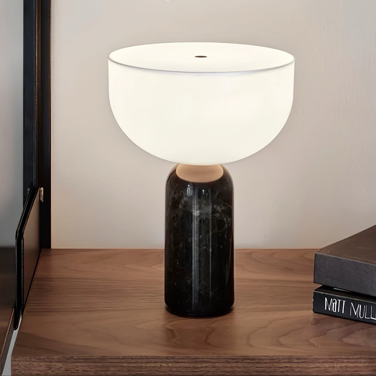 Настільна лампа Arno Sphere Marble