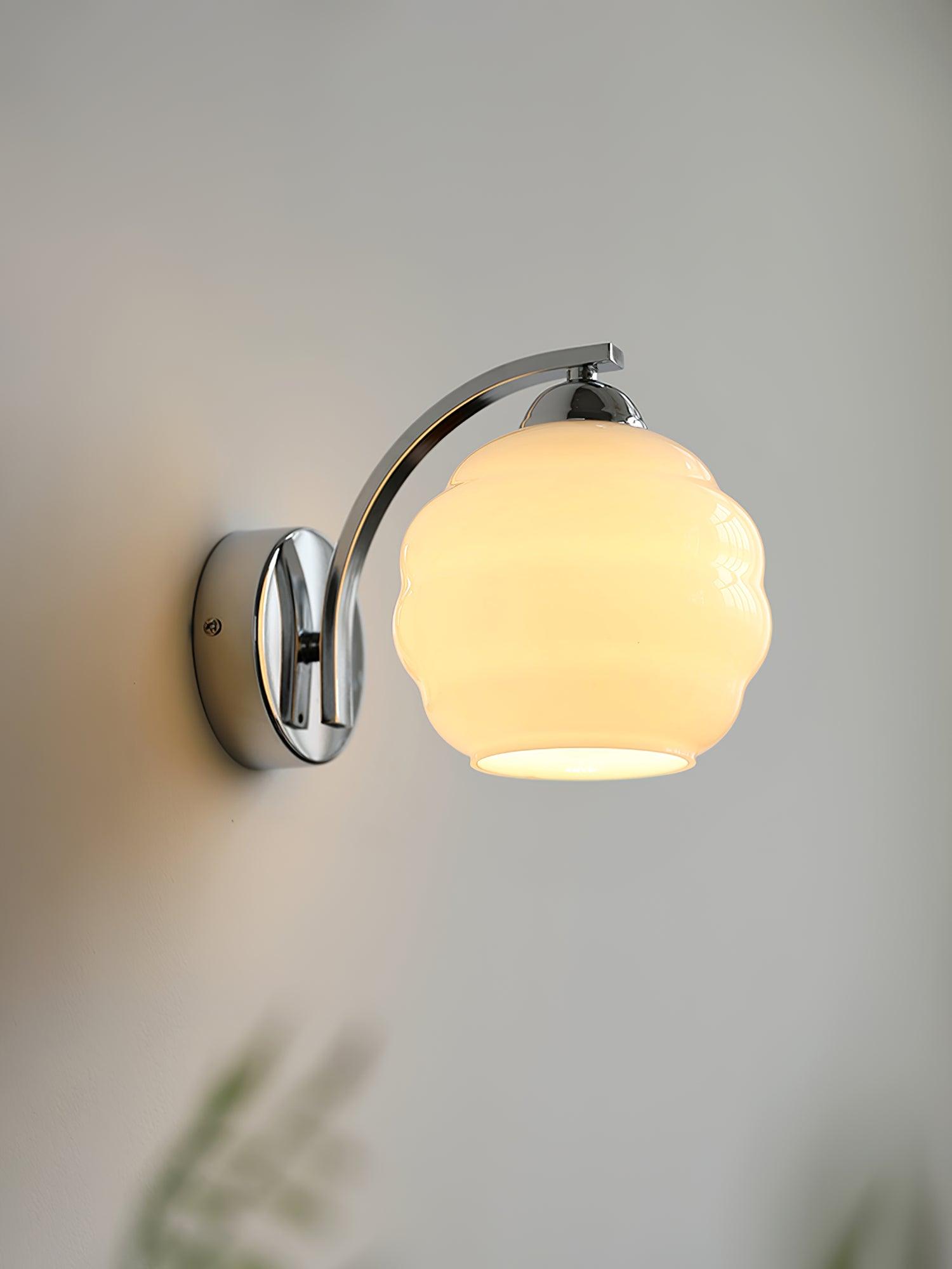 Настінний світильник у стилі вінтаж Арт Деко