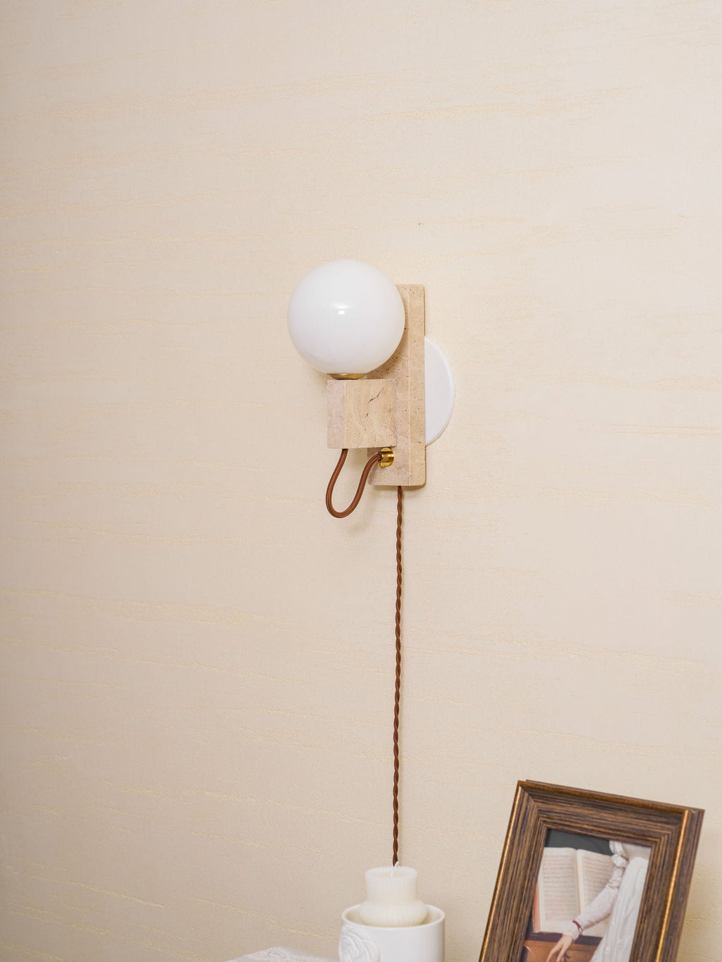 Настінний світильник Atlas Globe