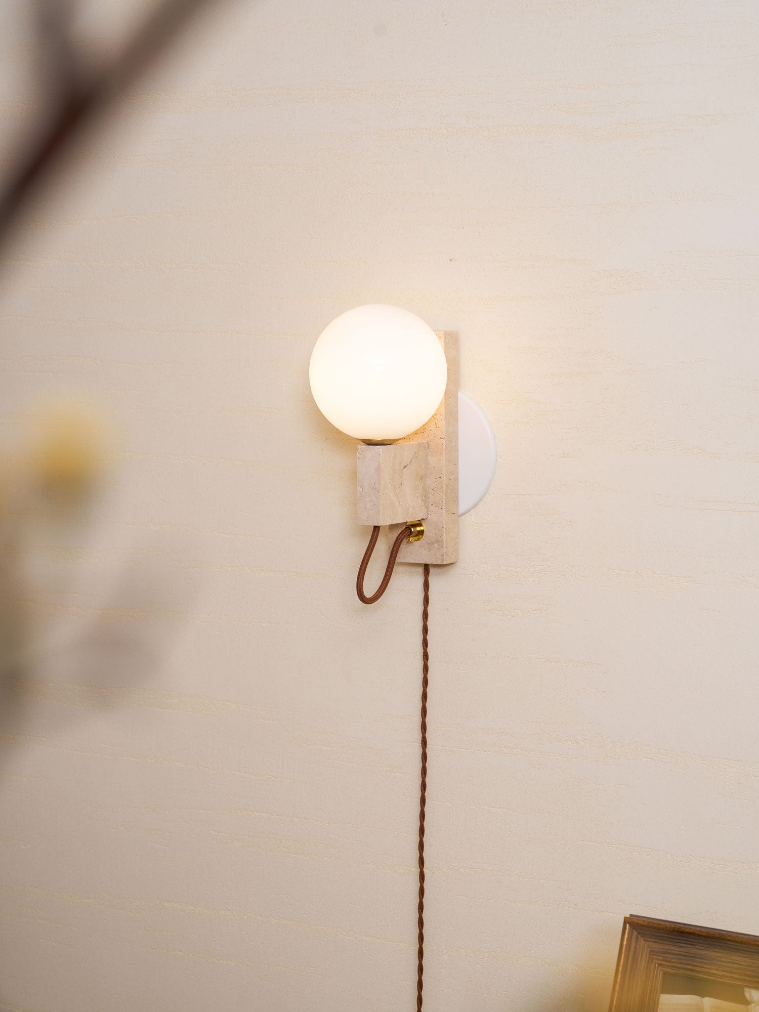 Настінний світильник Atlas Globe