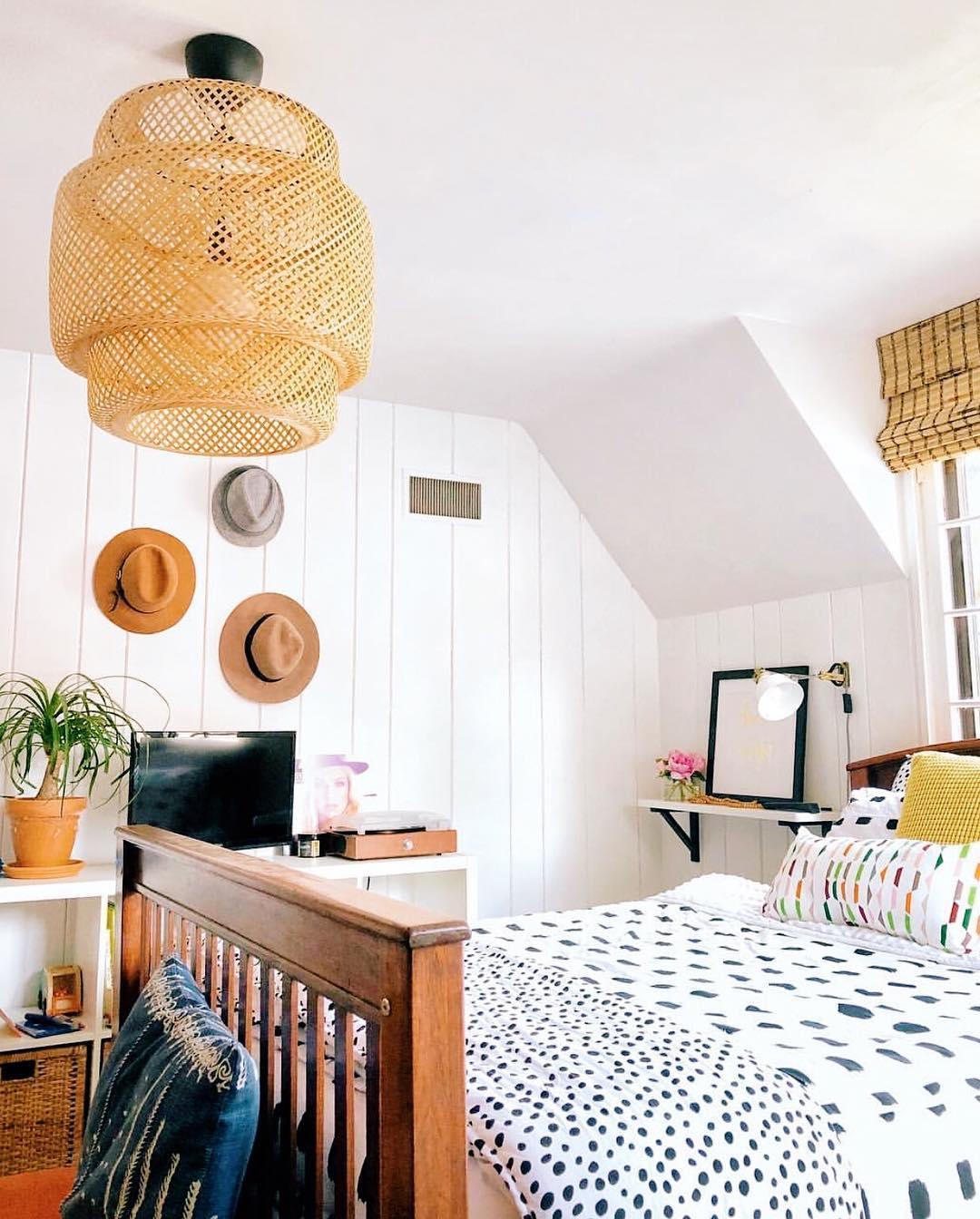 Бамбуковий підвісний світильник