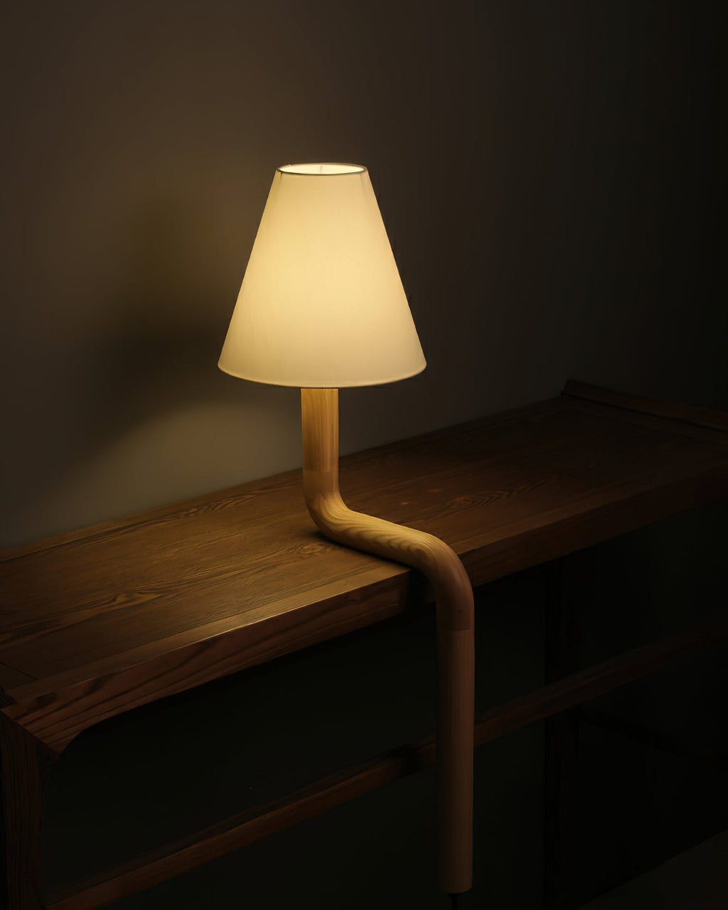 Настільна лампа Bend Wood