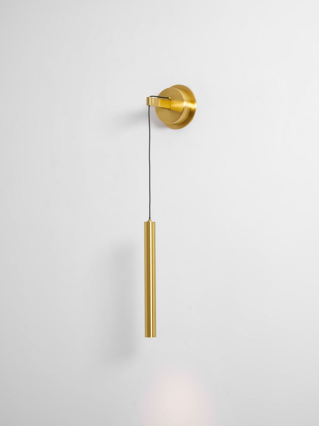 Настінний світильник Brass Line