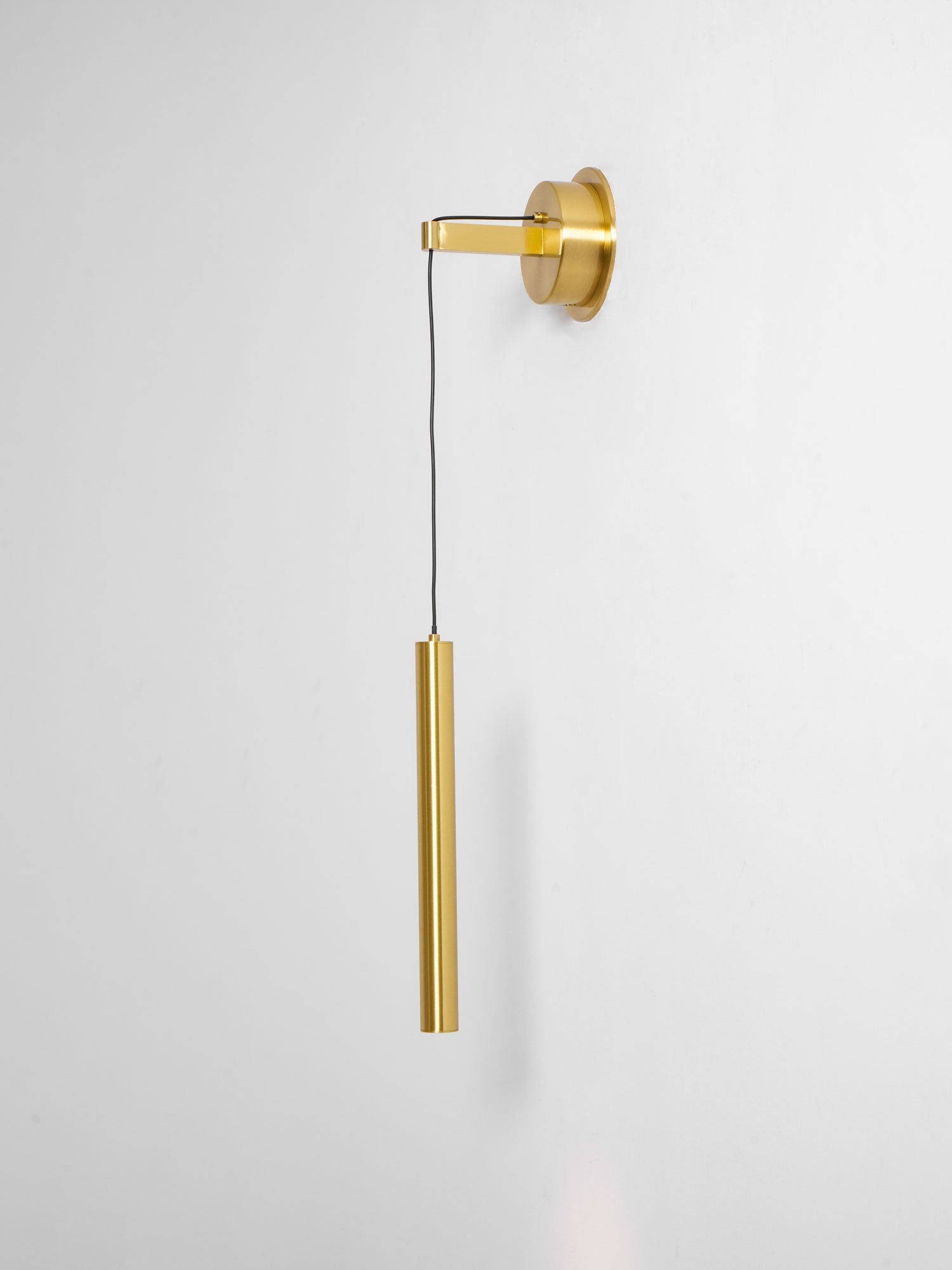 Настінний світильник Brass Line