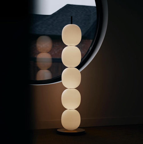 Підлоговий світильник "Цукати з глоду"