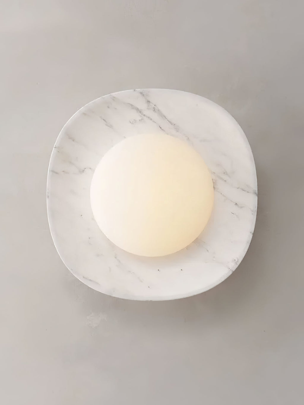 Настінний світильник Carrara Cusp