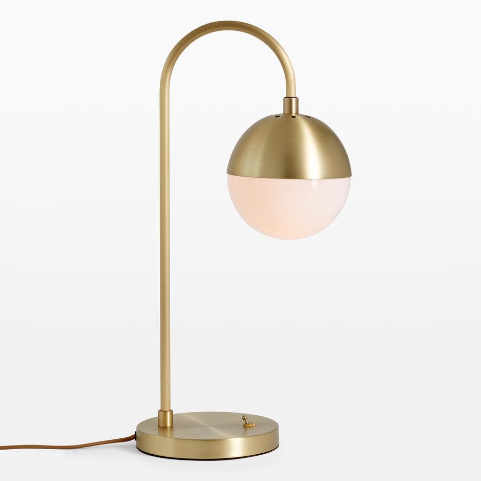 Cedar Moss Table Lamp - DEPRIMO