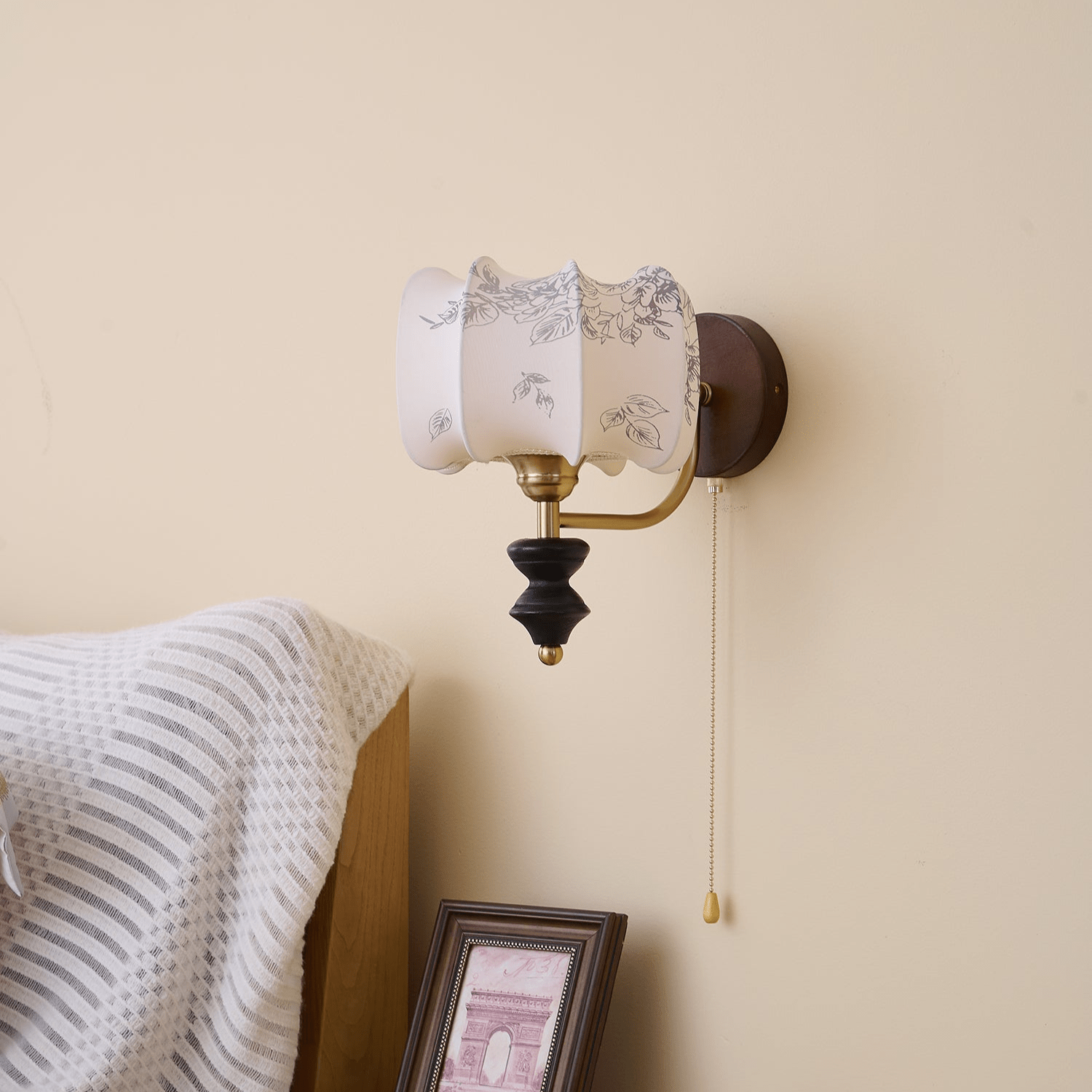 Clarendon Wall Lamp - Vakkerlight