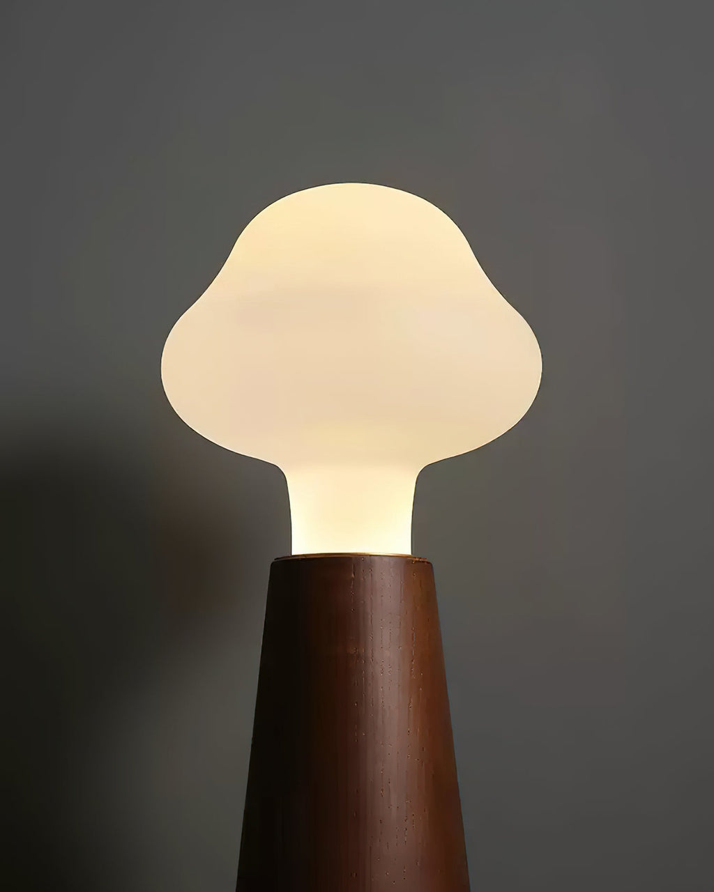 Настільна лампа Cloudlet