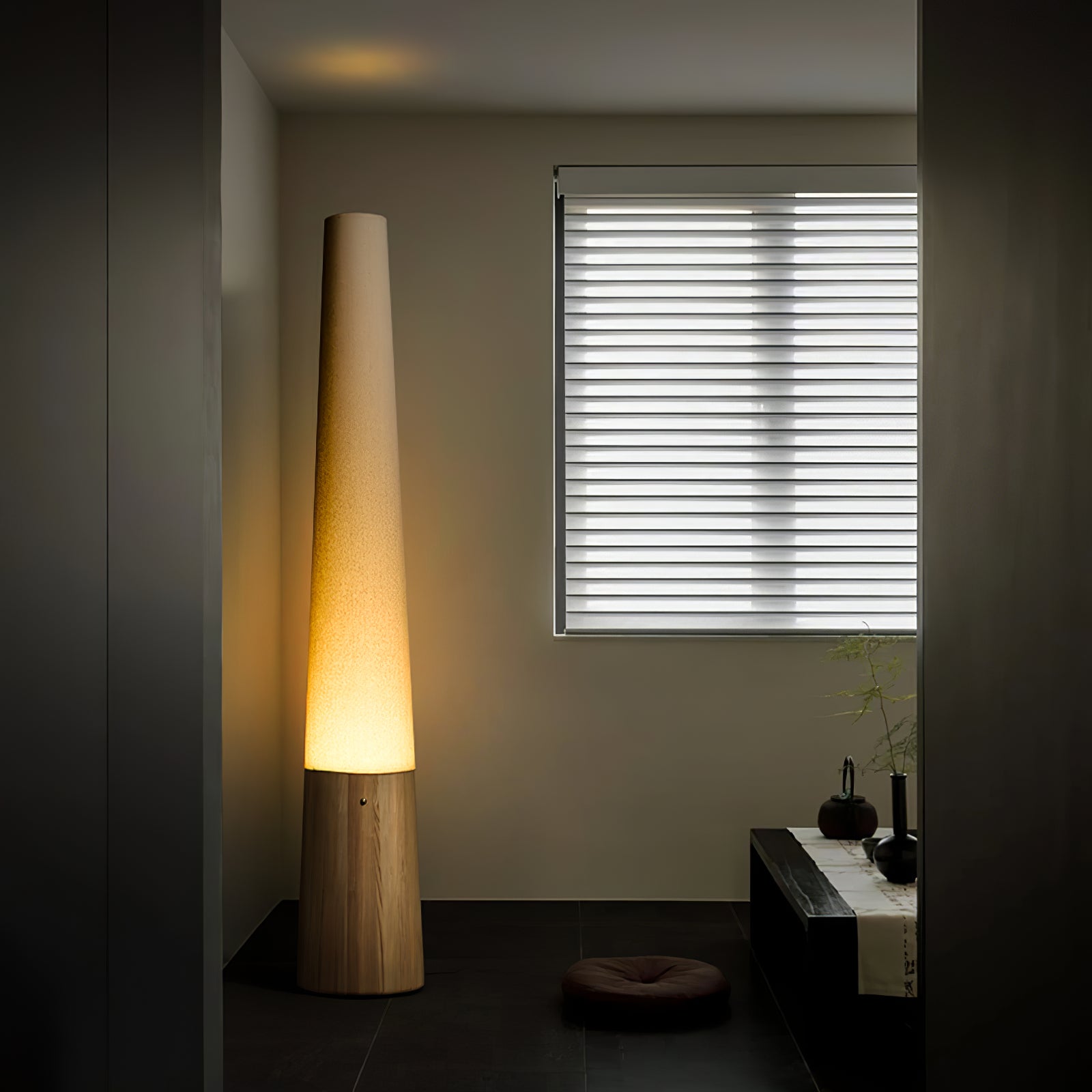 Cone Wooden Floor Lamp