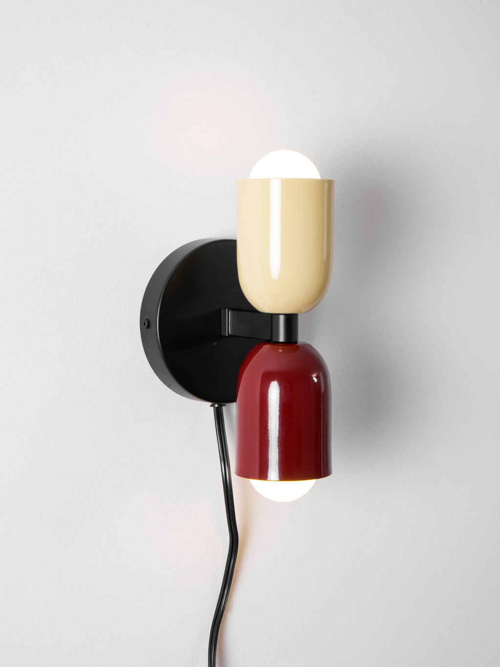 Настінний світильник Couleur Double Plug In