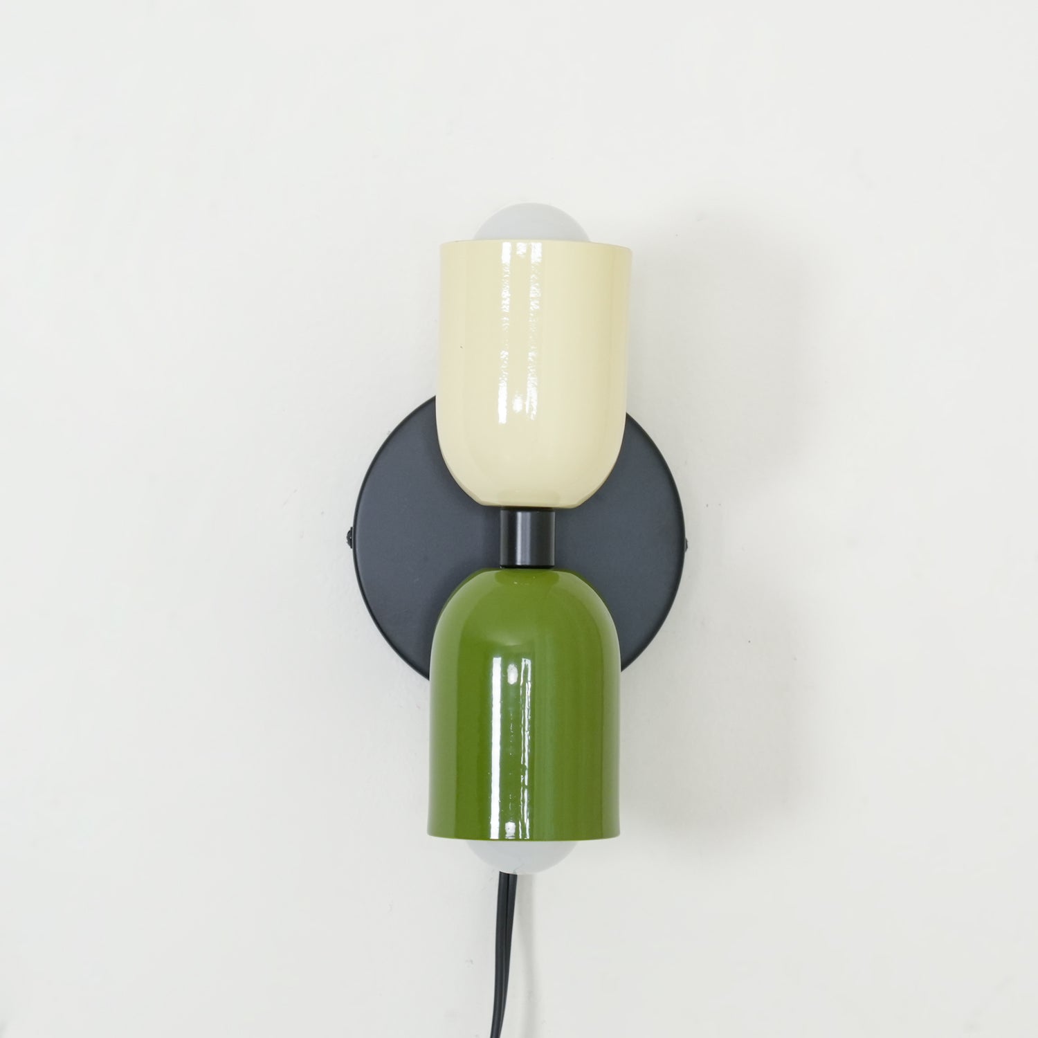 Настінний світильник Couleur Double Plug In