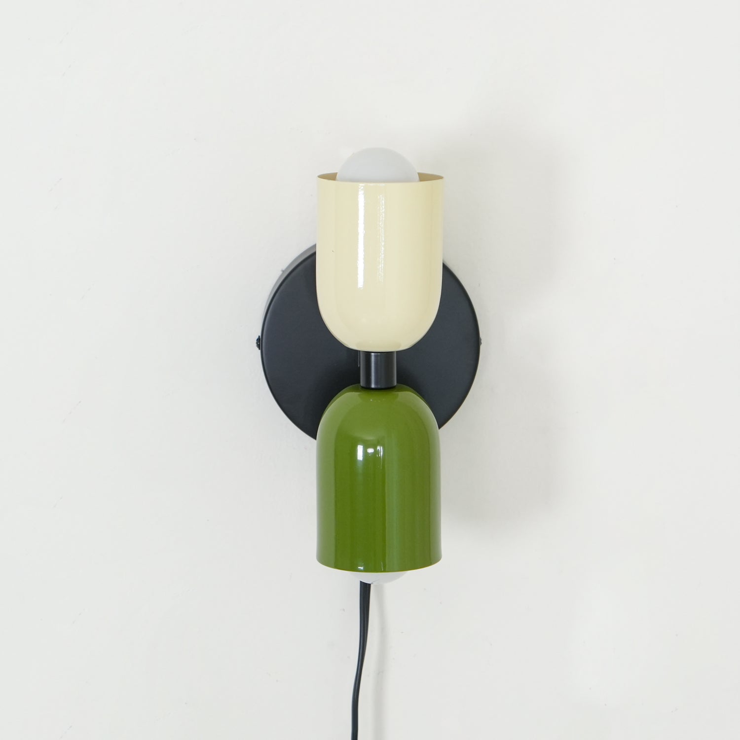 Настінний світильник Couleur Double Plug In