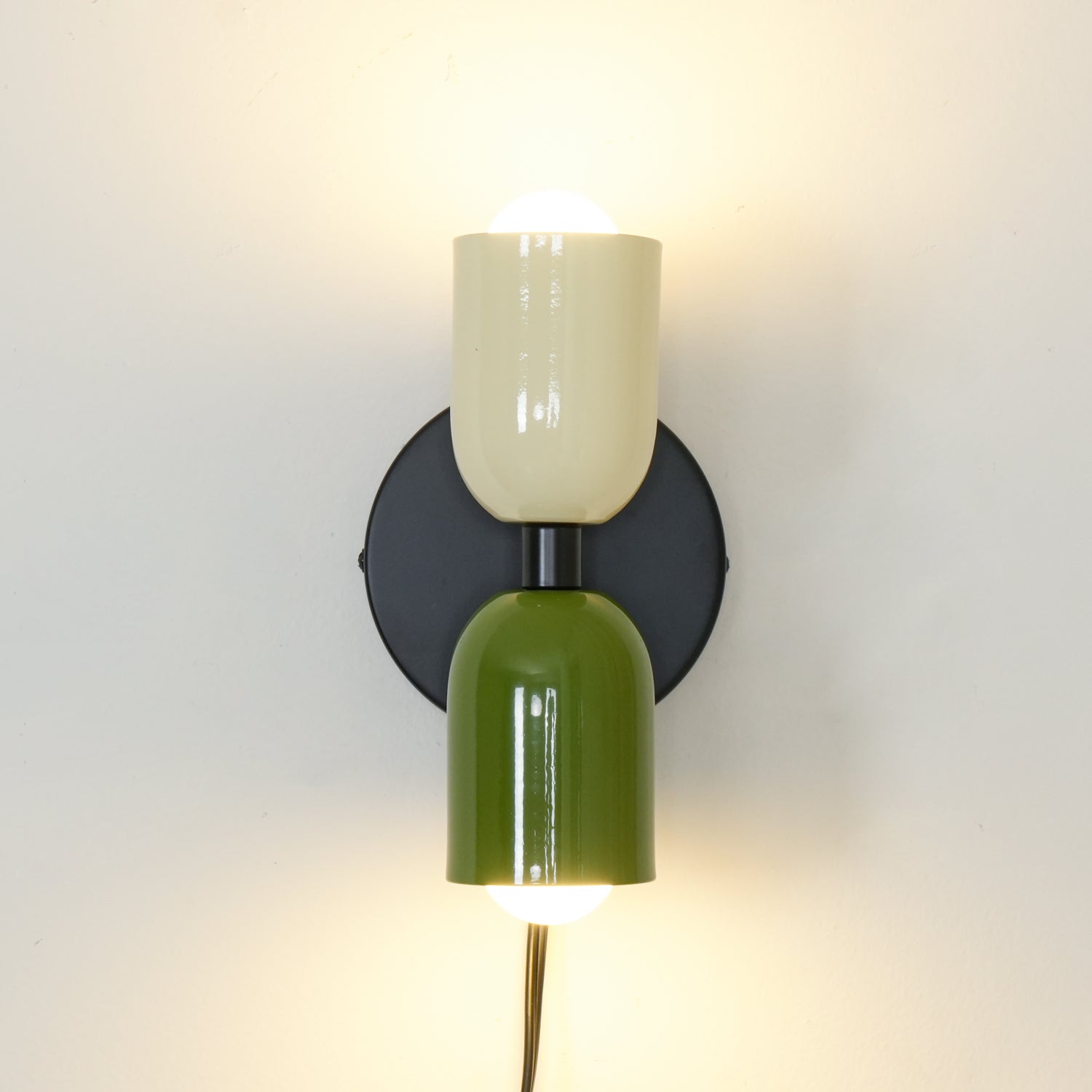 Настінний світильник Couleur Double Plug In