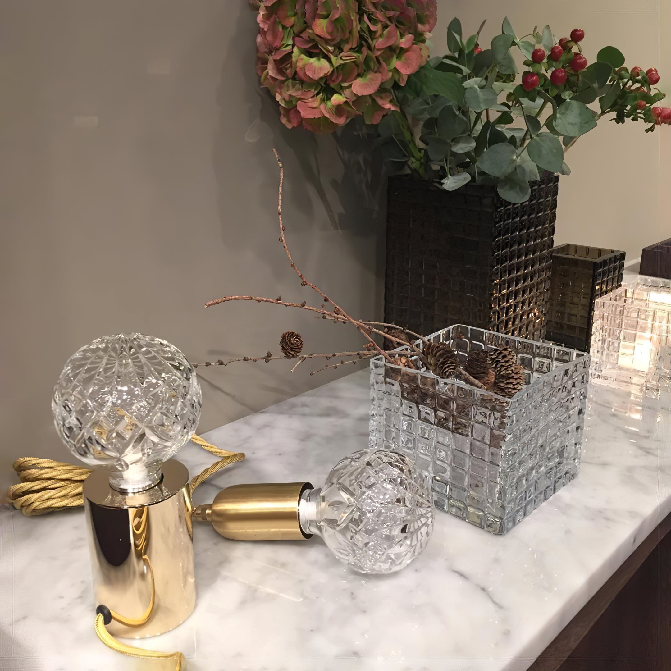 Настільна лампа Crystal Bulb