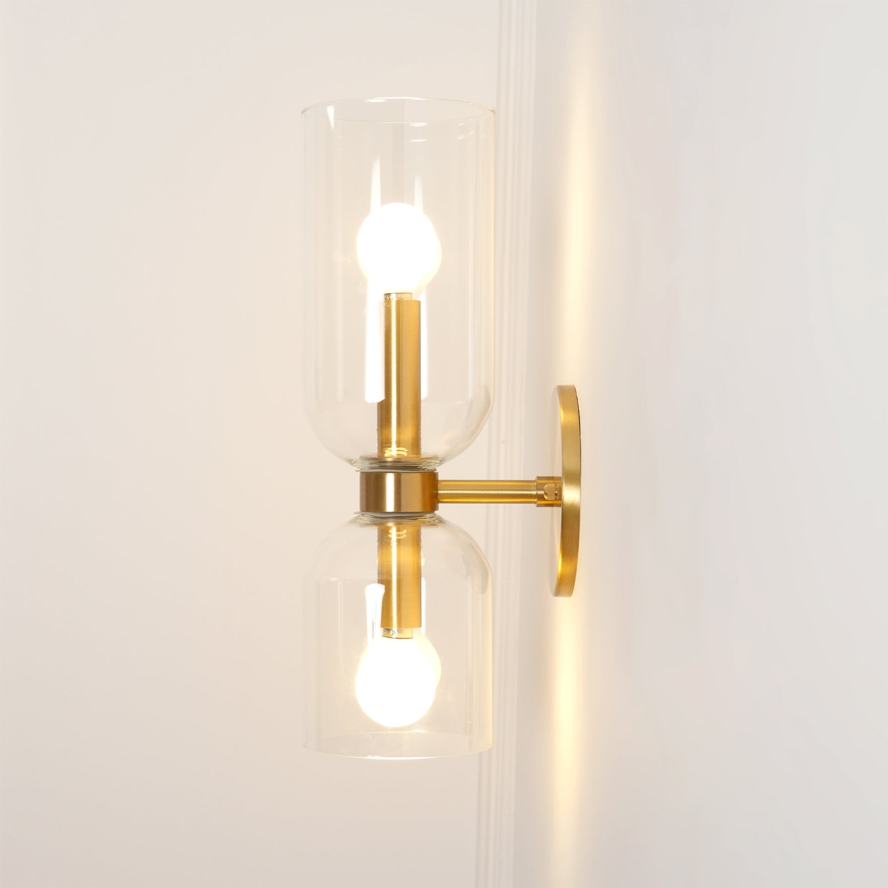 Edie Wall Lamp - DEPRIMO