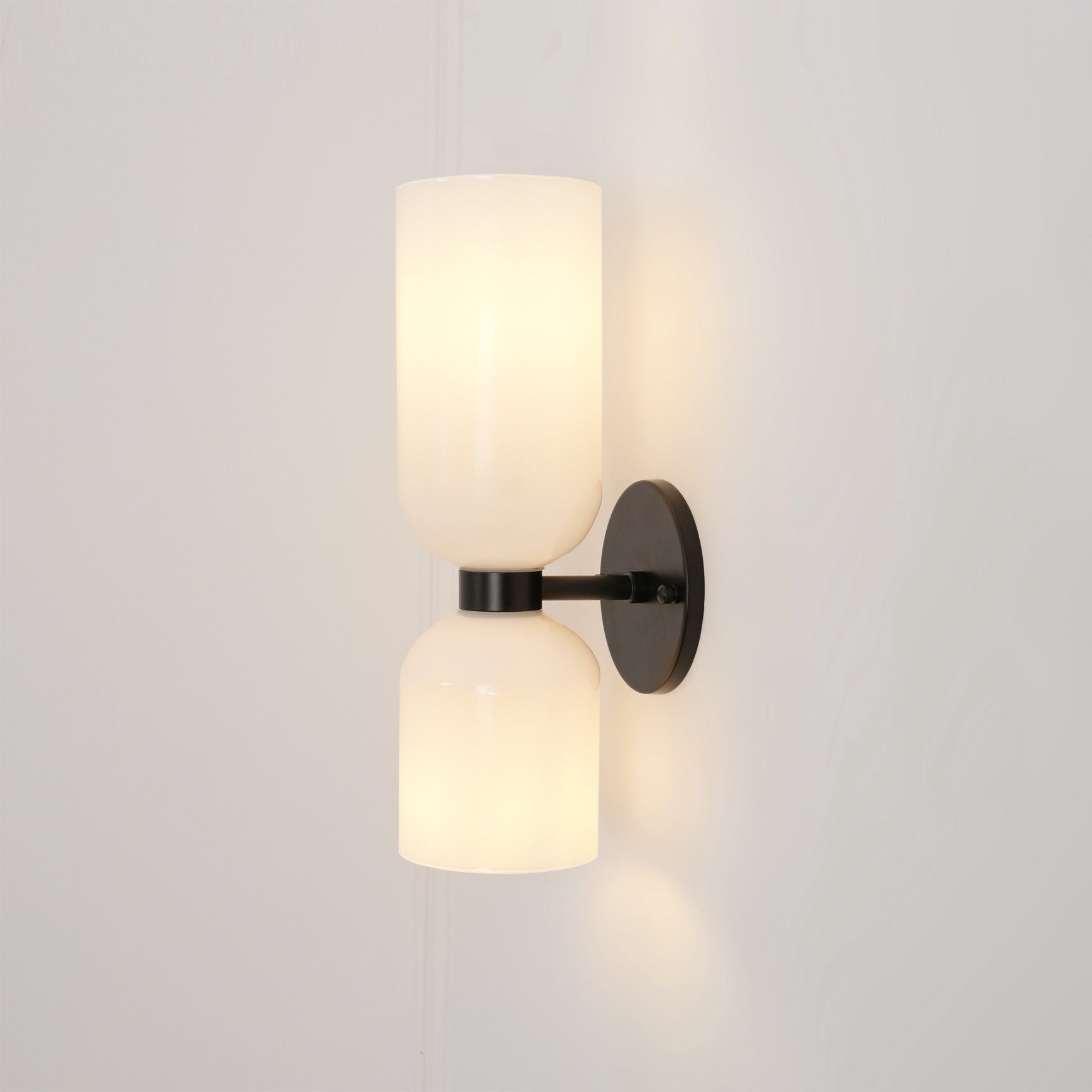 Edie Wall Lamp - DEPRIMO