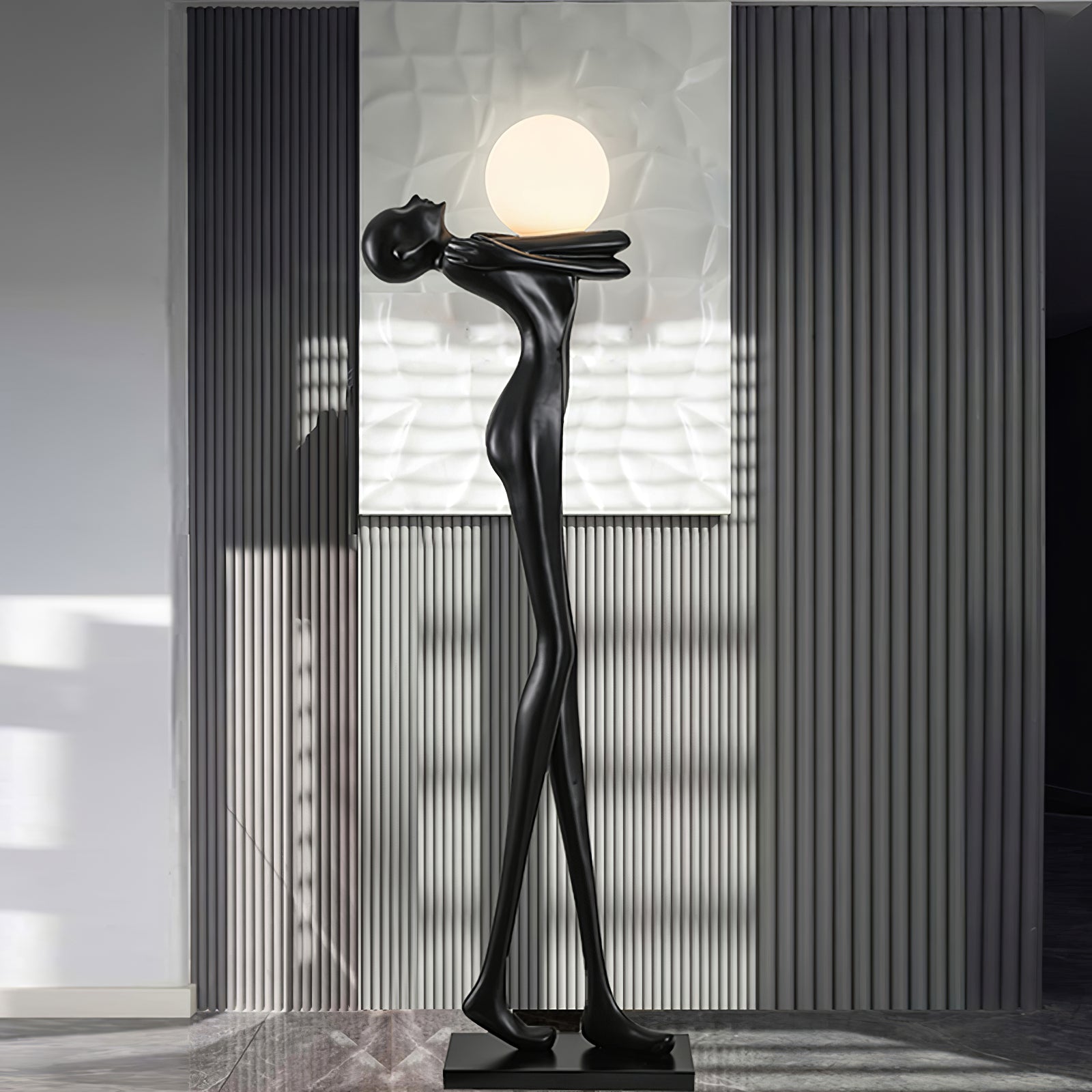 Напольный светильник Embrace Ball Sculpture