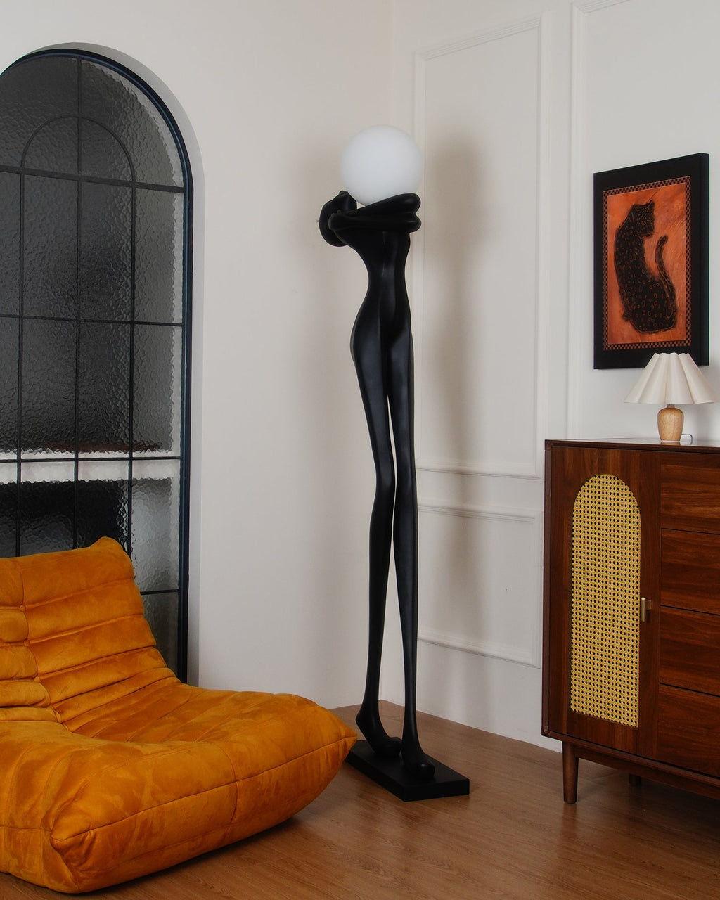 Напольный светильник Embrace Ball Sculpture