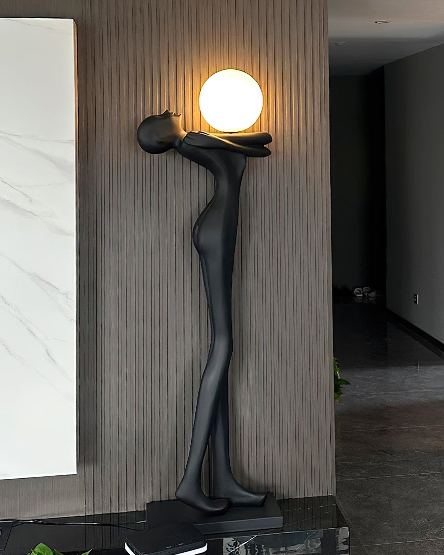 Напольный светильник Embrace Ball Sculpture
