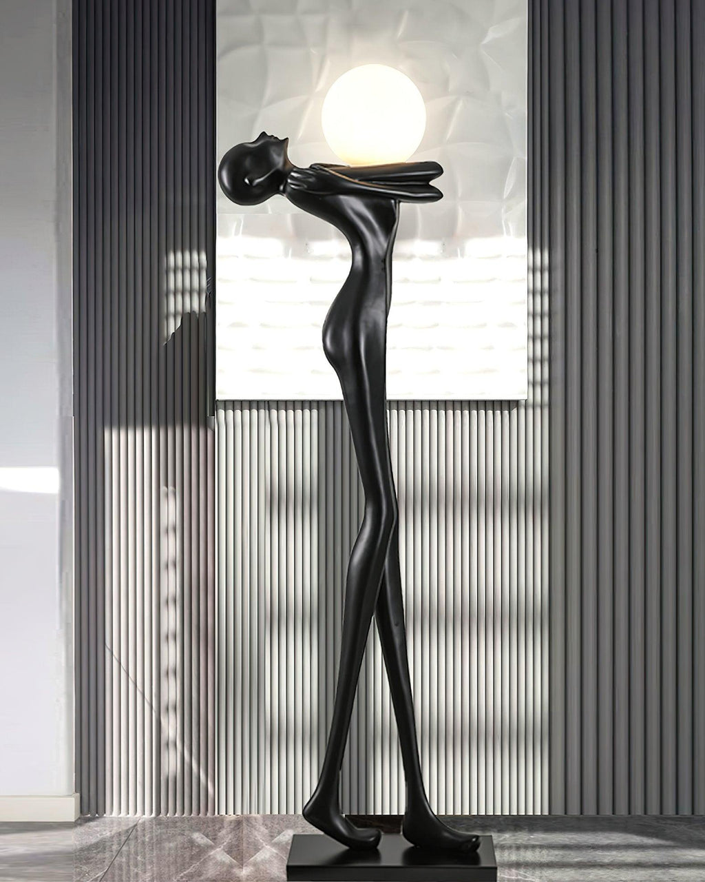 Напольный светильник Embrace Ball Sculpture