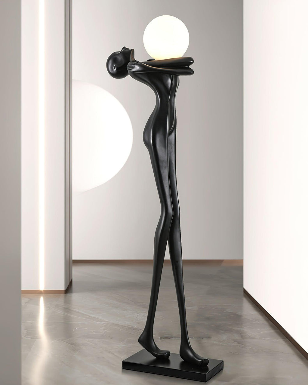 Напольный светильник Embrace Ball Sculpture