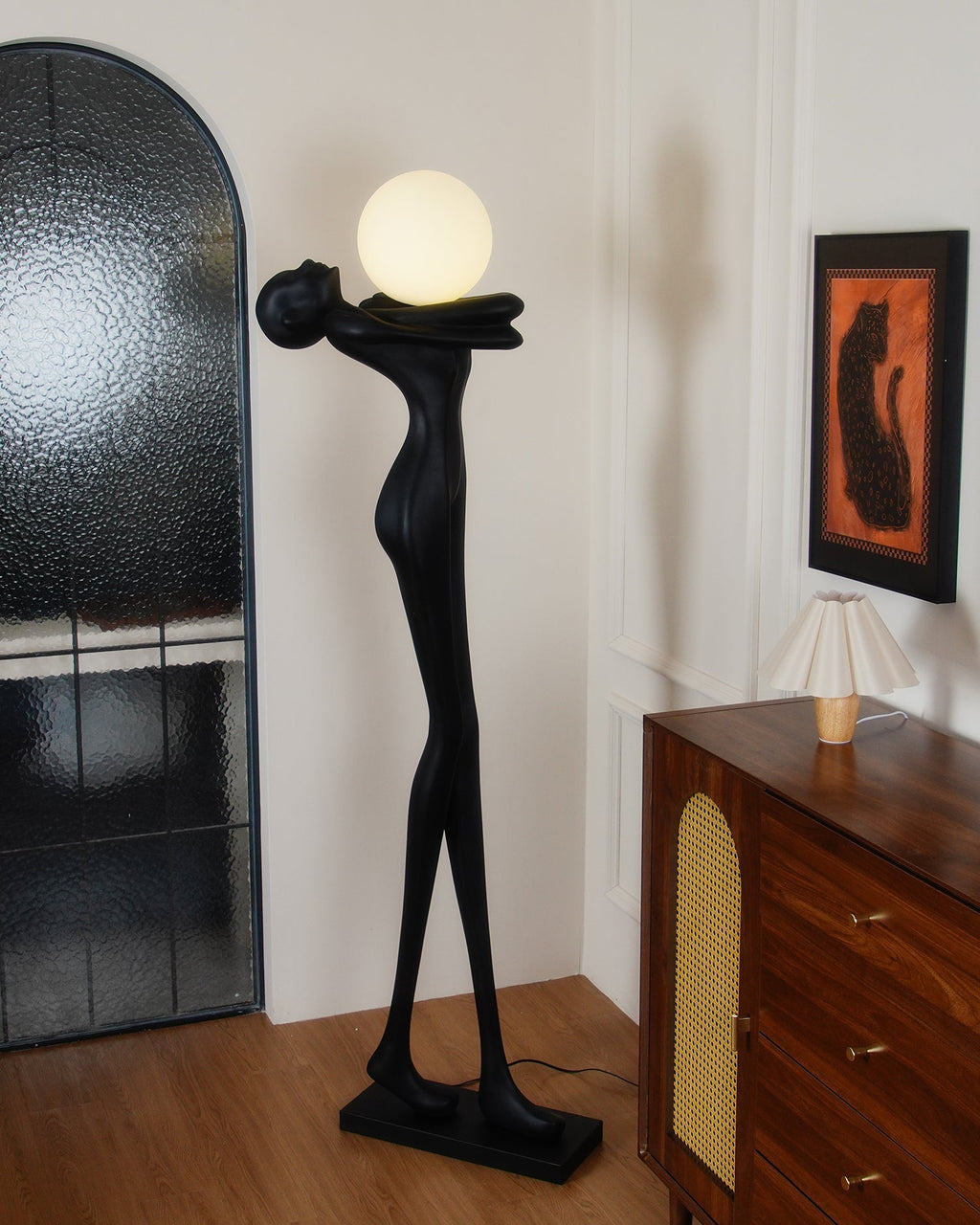 Напольный светильник Embrace Ball Sculpture