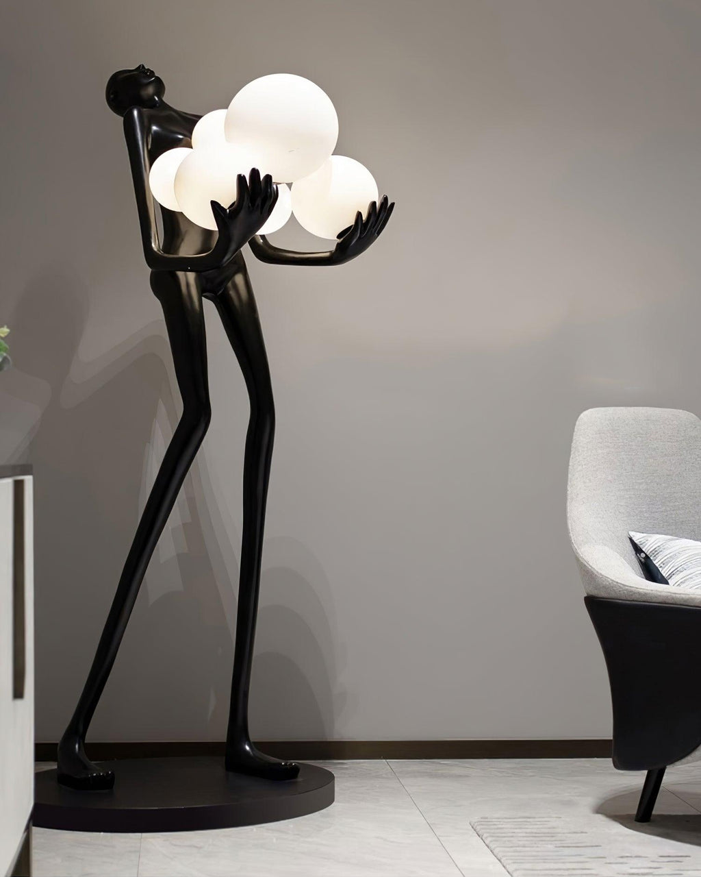 Напольный светильник Embrace Sculpture