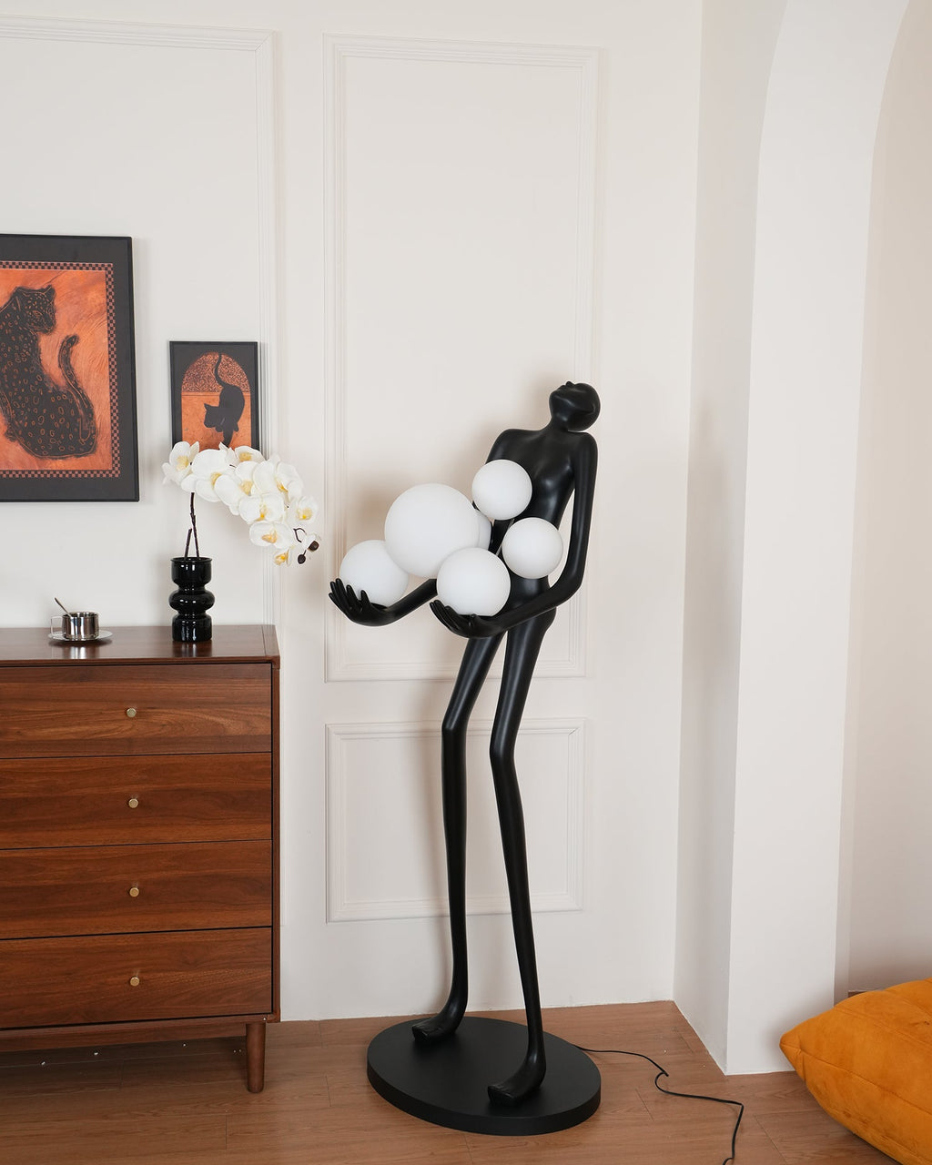 Напольный светильник Embrace Sculpture